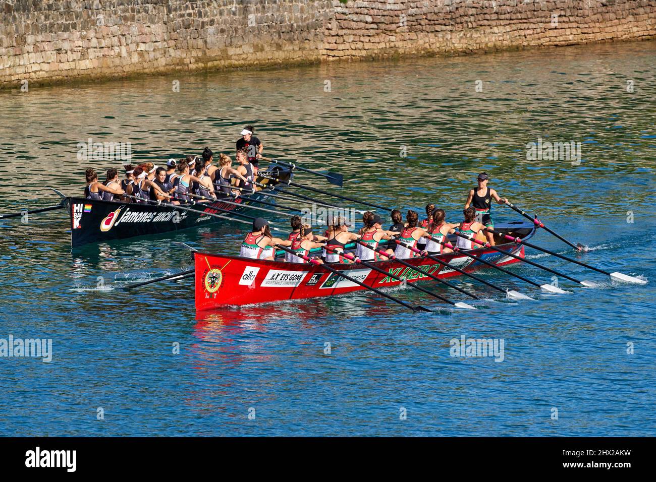Trainera regatta hi res stock photography and images alamy