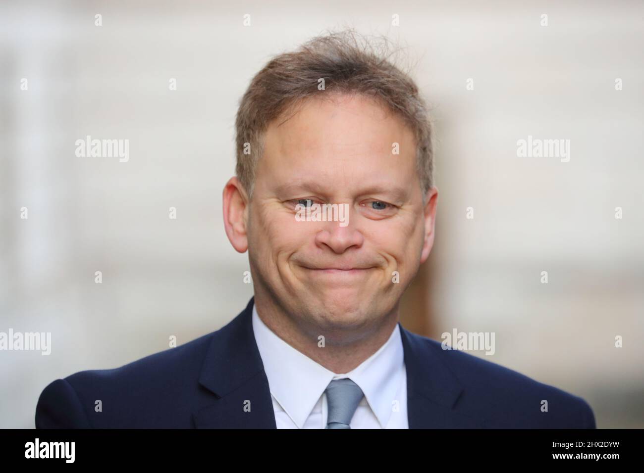 London, UK. 8th Mar, 2022. Transport Secretary Grant Shapps arrives for the weekly Cabinet Meeting at No 10 Downing Street Stock Photo