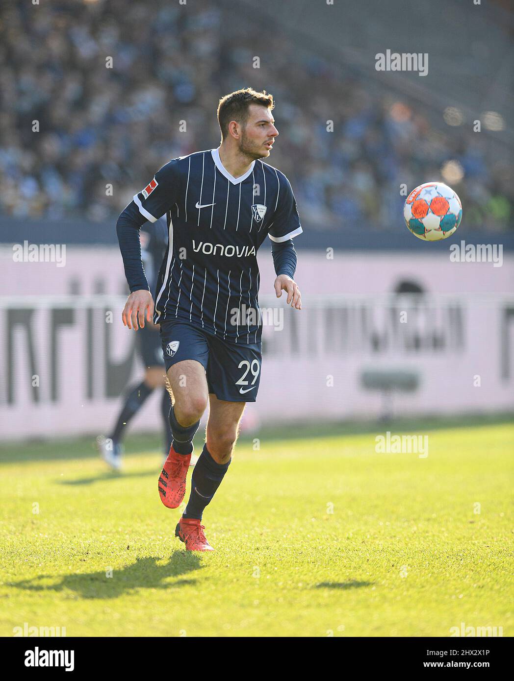 Maxim LEITSCH (BO) action, soccer 1st Bundesliga, 25th matchday, VfL Bochum (BO) - Greuther Furth (FUE) 2: 1, on March 5th, 2022 in Bochum/Germany. #DFL regulations prohibit any use of photographs as image sequences and/or quasi-video # Â Stock Photo