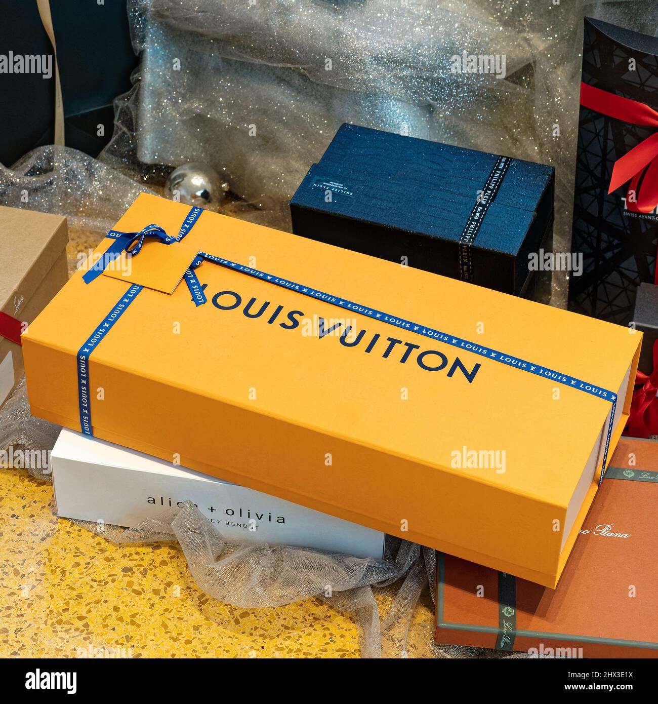 Las Vegas, NV - Dec 14, 2021:Louis Vuitton gift box Stock Photo