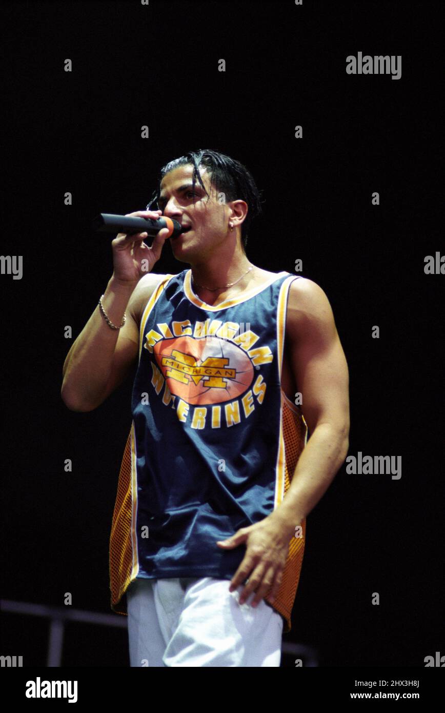 Peter Andre on stage at The V96 Concert held in Chelmsford, UK. 26th August 1996. Stock Photo