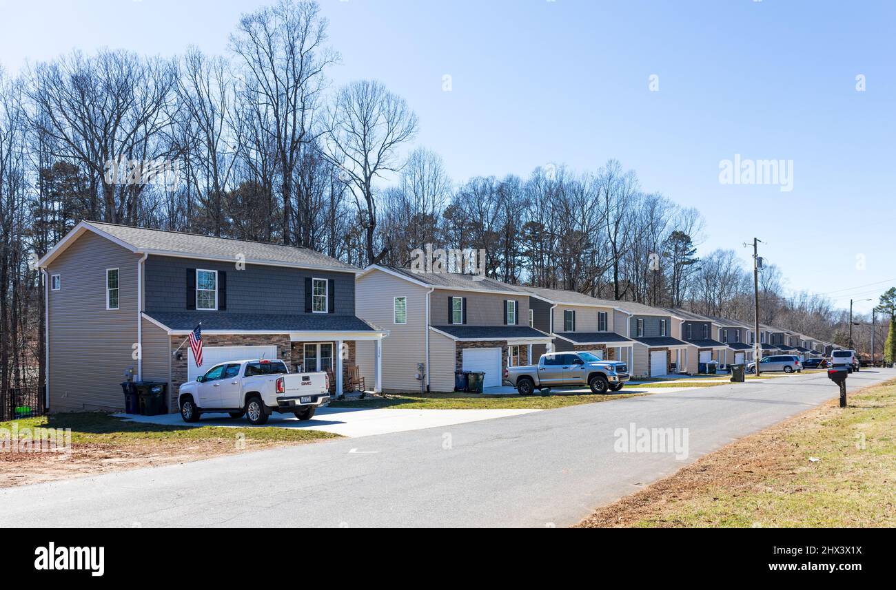 HICKORY, NC, USA-2 FEB 2022: New, affordable, entry-level, single-family row houses. Stock Photo