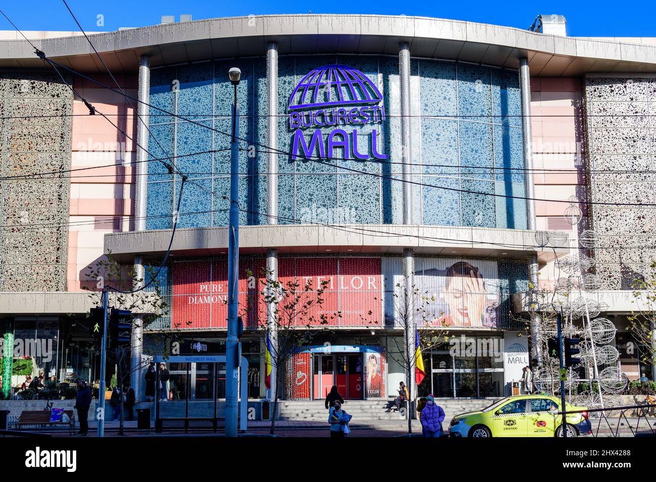 Bucuresti mall hi-res stock photography and images - Alamy
