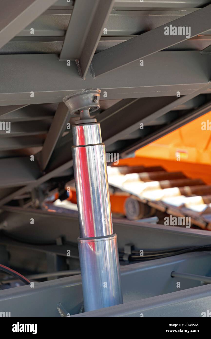 Hydraulic Cylinder Lifting Tipper Trailer Transport Equipment Stock