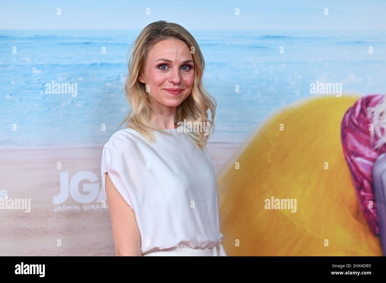 Munich, Germany. 09th Mar, 2022. Actress Teresa Rizos stands during the premiere of the film 'JGA: Jasmin. Gina. Anna.' at the Mathäser Filmpalast on the red carpet. Credit: Lennart Preiss/dpa/Alamy Live News Stock Photo