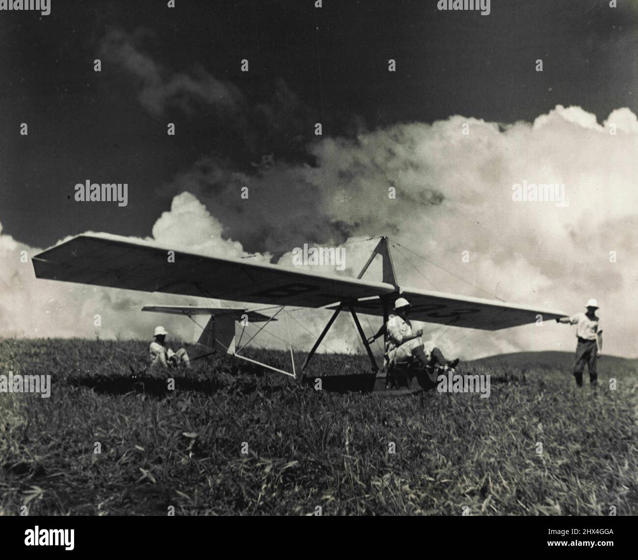 39q gliders japanese hires stock photography and images Alamy