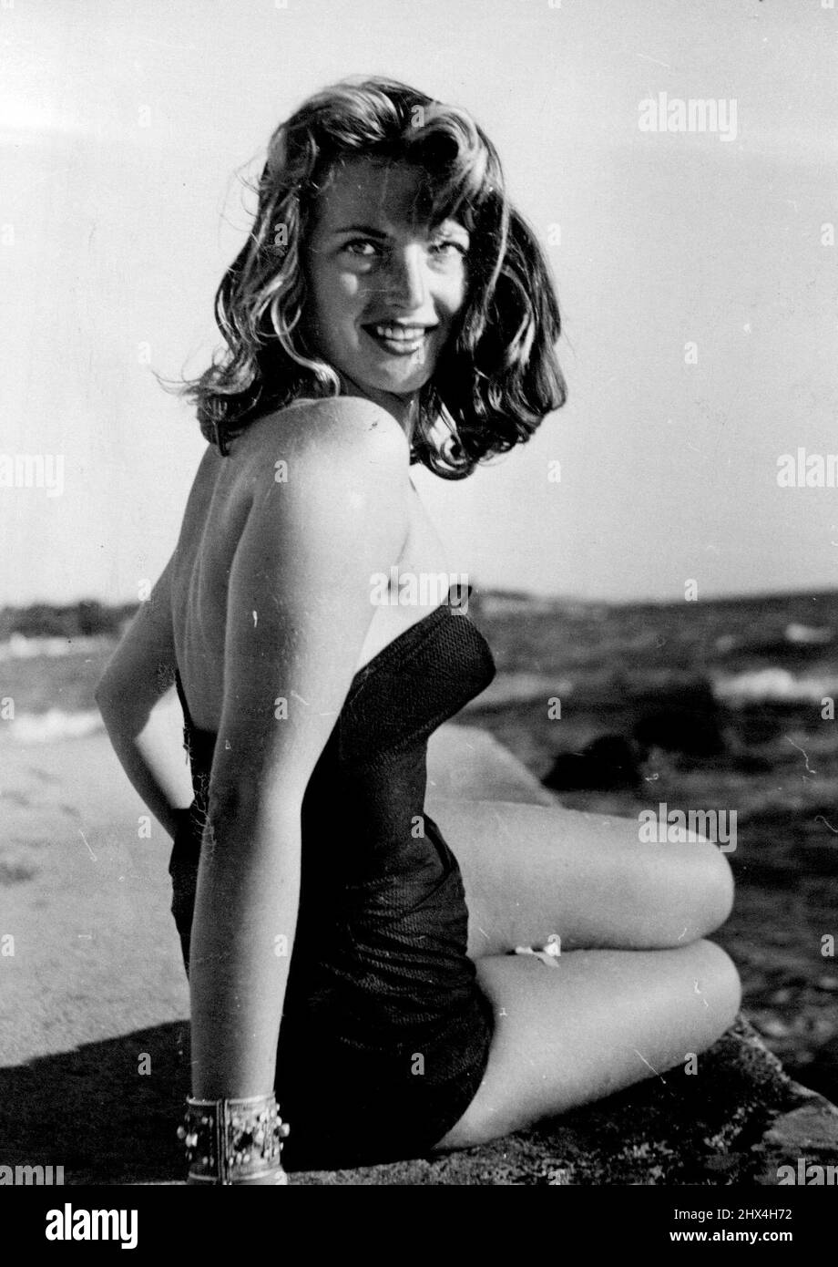 Mrs. Lotte Hass, wife of marine explorer Dr. Hans Hass of Vienna. Honey-blonde Lotte Hass who helps her husband with his daring photographic studies of fish-life the sharks. February 25, 1953. Stock Photo