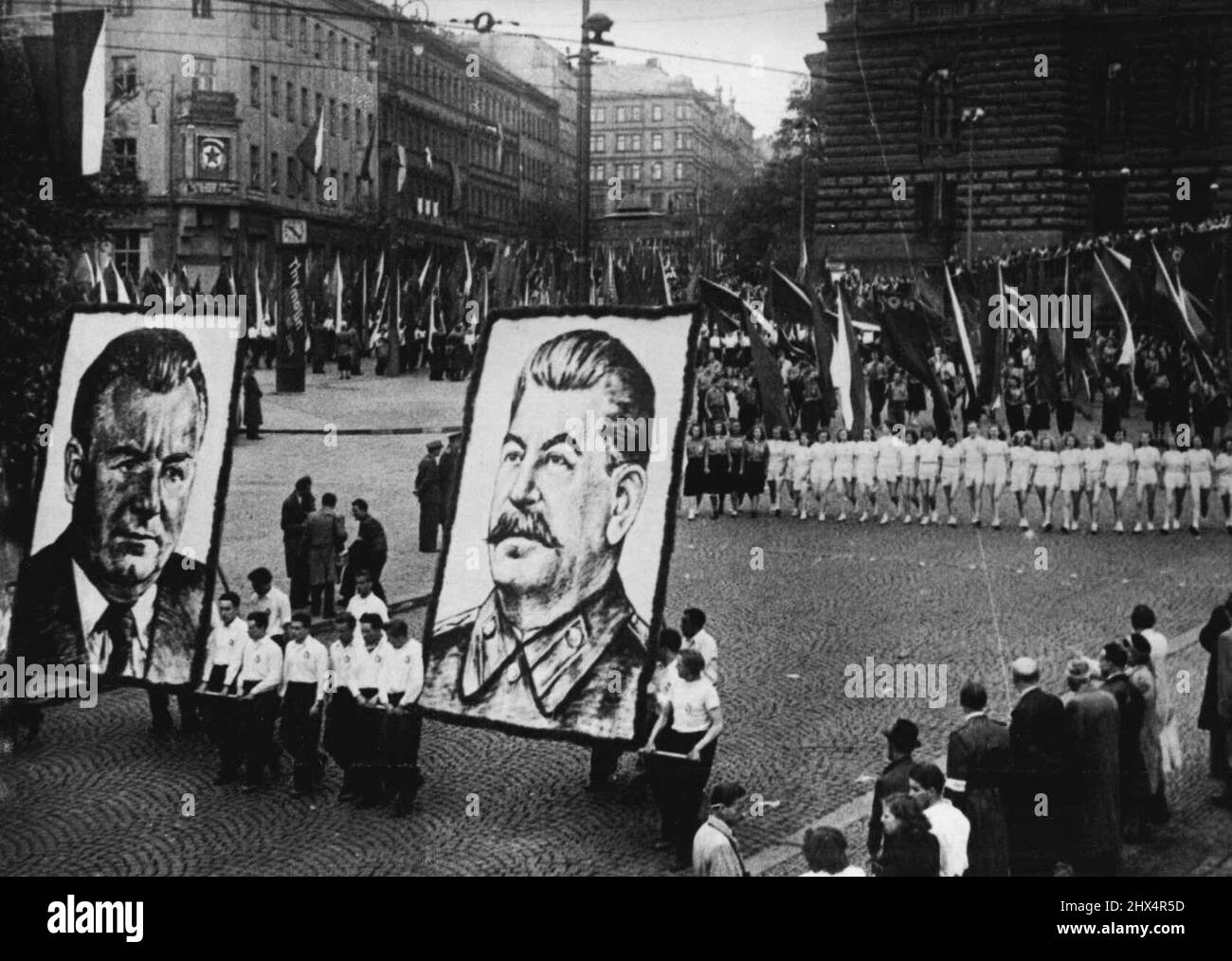 Stalin may day parade hi-res stock photography and images - Alamy