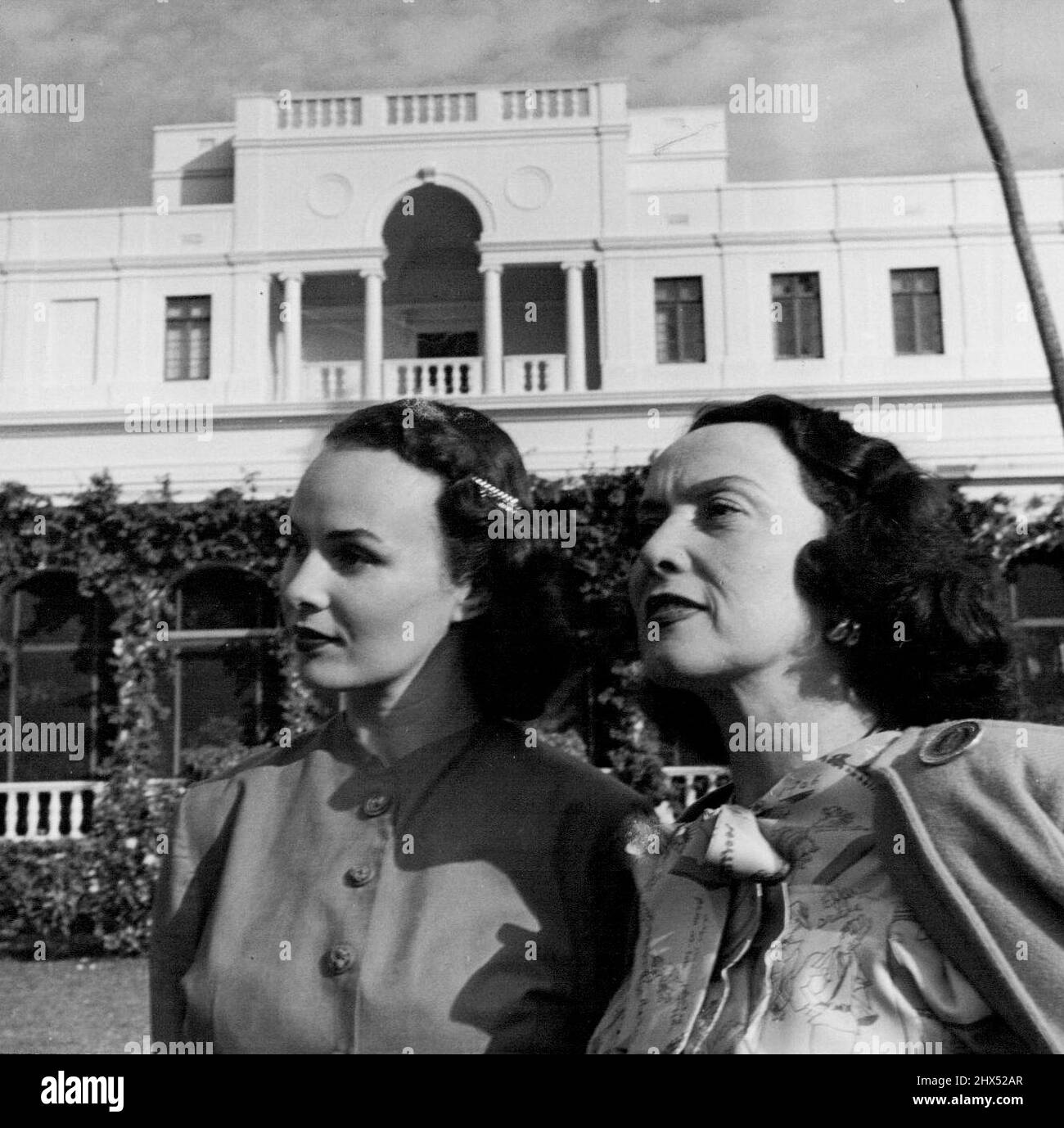 Palm Beach Life Revolve ***** -- The Stephen Sanford's marble ocean-front villa is a Palm Beach show place. Mrs. Sanford, ex-actress Mary Duncan, shows Austine around. March 10, 1948. Stock Photo