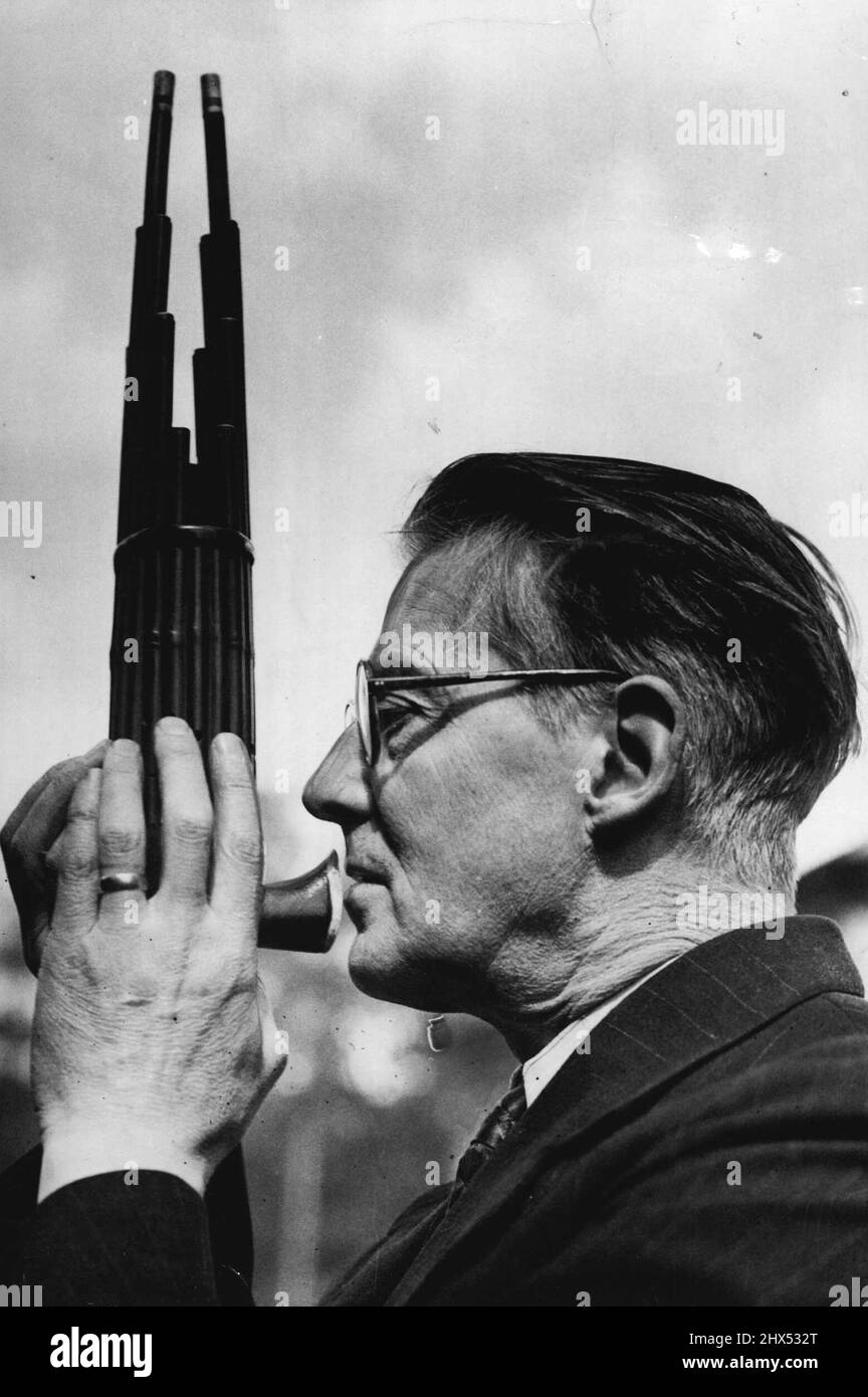 Ancient Mouth Organ Mr. G. F. Soames, English church organist