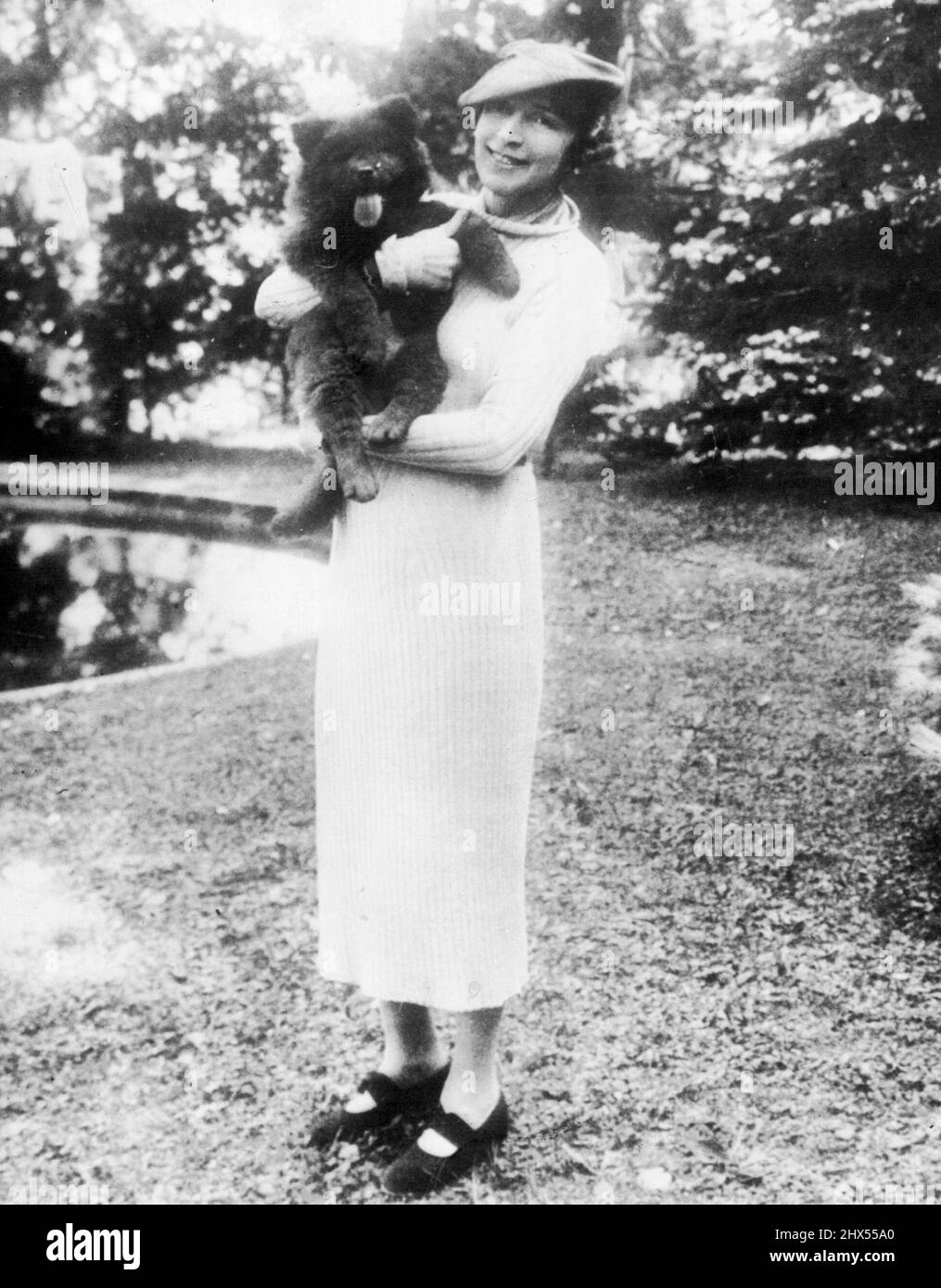 Hostess To Edward -- This exclusive photo shows the former Countess Kitty Schoenborn, wife of Baron Rothschild, owner of the estate where the Duke of Windsor is a guest. February 08, 1937. (Photo by Associated Press Photo). Stock Photo