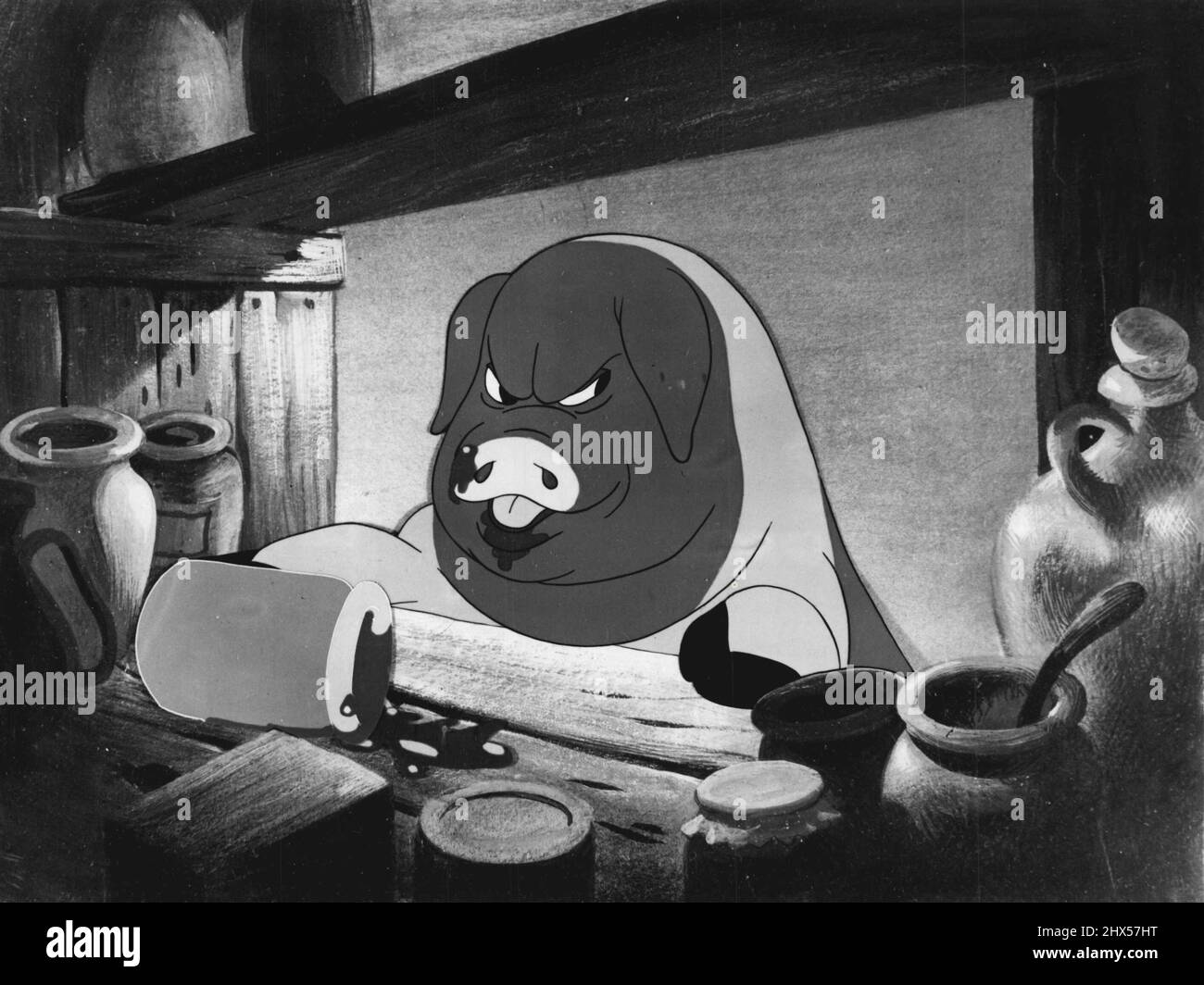 Animal farm 1954 film hi-res stock photography and images - Alamy