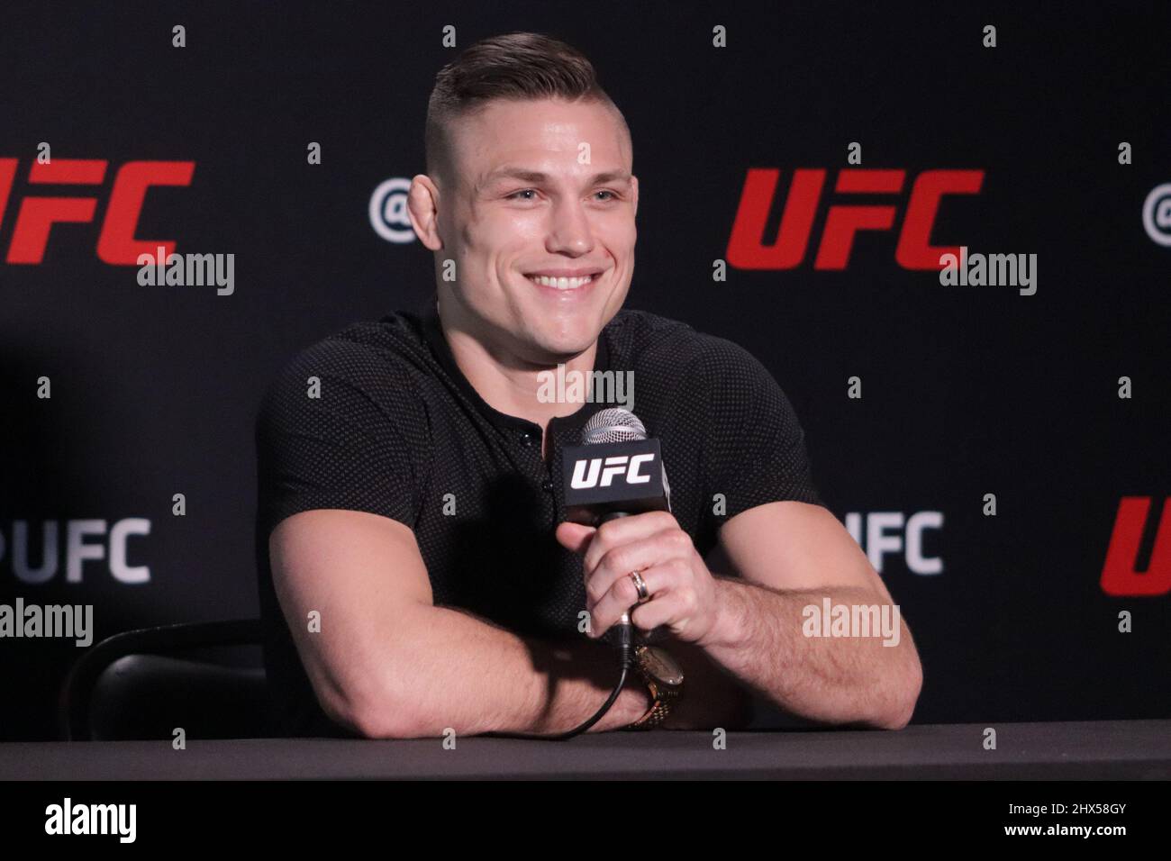 LAS VEGAS, NV - MARCH 9: Drew Dober interacts with media during the UFC Fight Night 203 Media Day at UFC Apex on March 9, 2022, in Las Vegas, Nevada, United States. (Photo by Diego Ribas/PxImages) Stock Photo