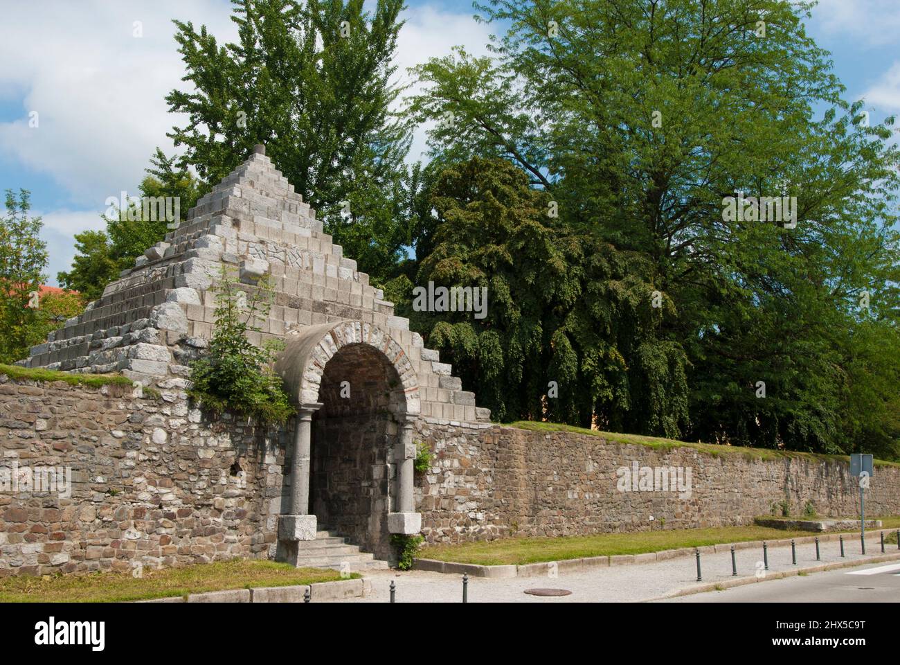Slovenia Ljubljana The Roman Wall And Jakopic Garden Behind It Stock Slovenia Ljubljana The Roman Wall And Jakopic Garden Behind It Stock