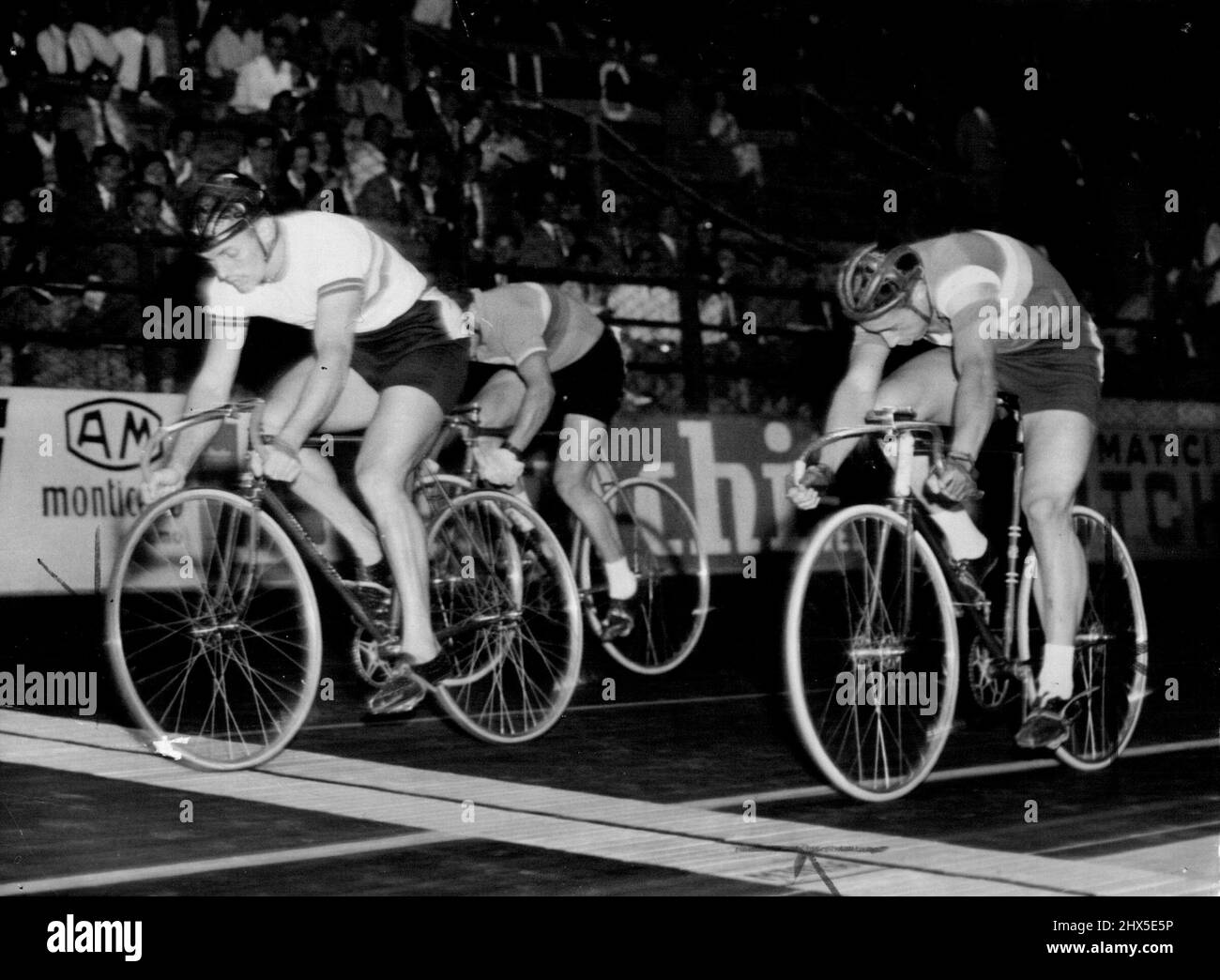 1955 cycle race hires stock photography and images Alamy
