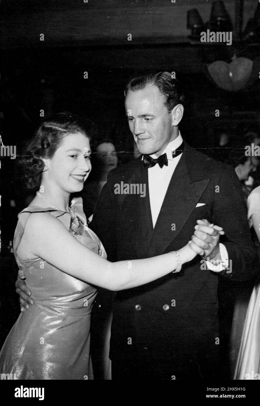 Queen Elizabeth II - Dancing - British Royalty. June 14, 1946. (Photo by  Sport & General Press Agency Limited Stock Photo - Alamy