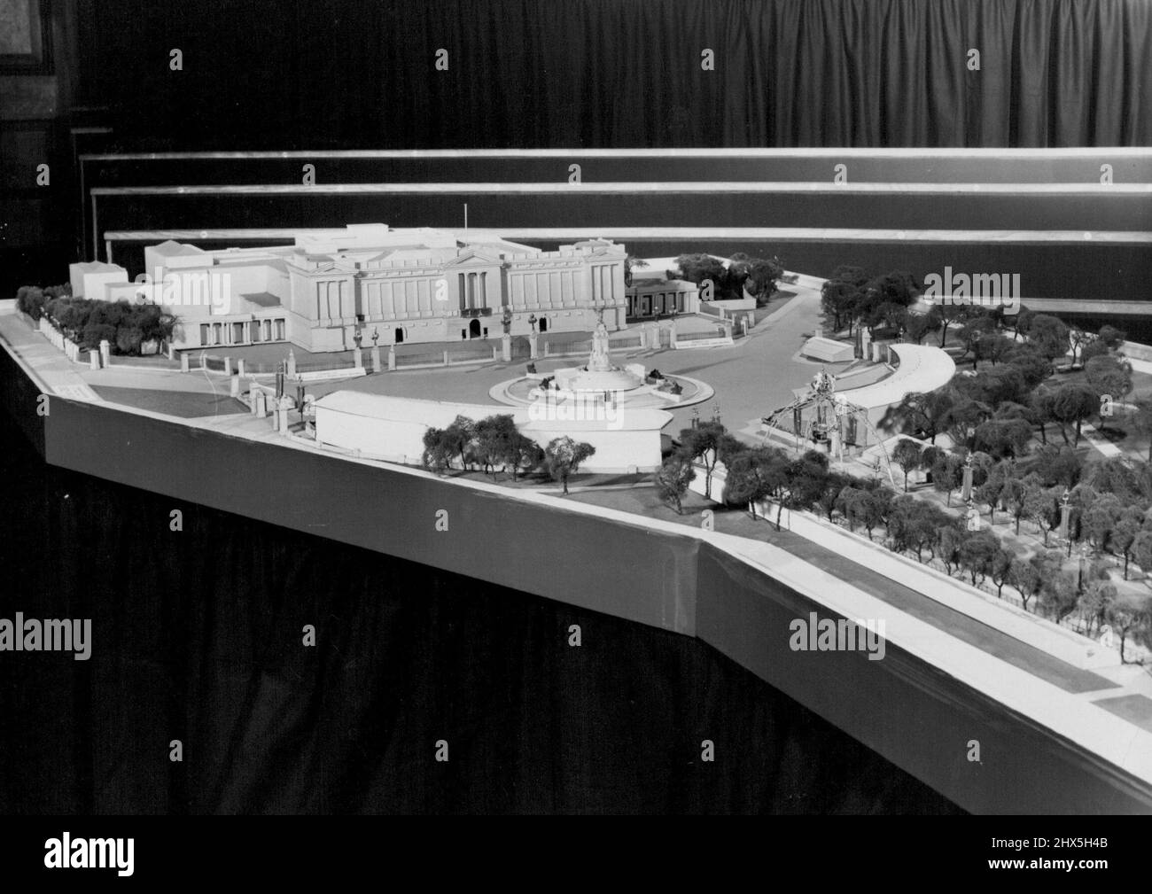 Models of The Coronation Route on View. Model of a general view of Buckingham Palace, showing the Stands erected. The Mall is on the right. A Conference was held this morning at Church House Assembly Hall, Westminster, when the Minister of Works, the Rt. Hon. David Eccles, M.P., gave details of the scheme for decoration of the Coronation route, for which the Ministry of Works is responsible. A number of models and drawing were on view. February 17, 1953. (Photo by Fox Photos). Stock Photo