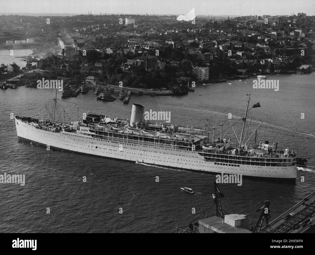 R.M.S. Strathmore (P & O) R.M.S. Strathmore arrives in Sydney on
