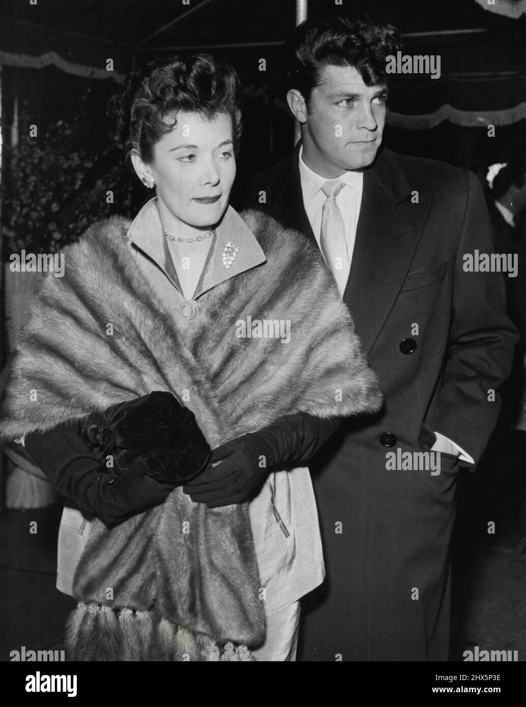 Dale Robertson & Wife. January 14, 1953 Stock Photo - Alamy