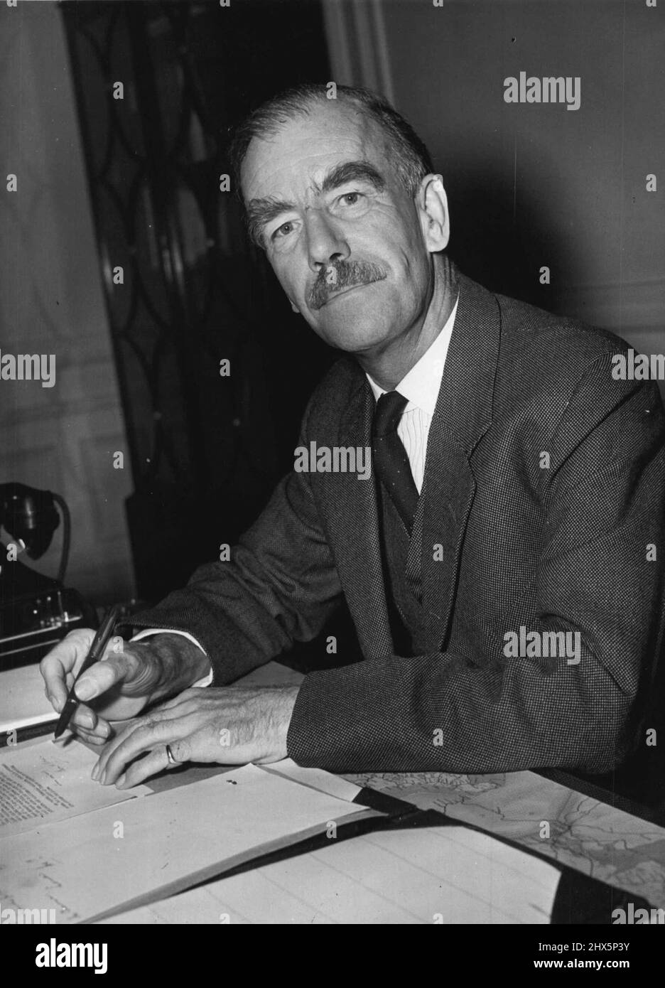 Lt. Gen. Sir Brian Robertson - Britain. December 17, 1953. (Photo by Daily Express Pictures). Stock Photo