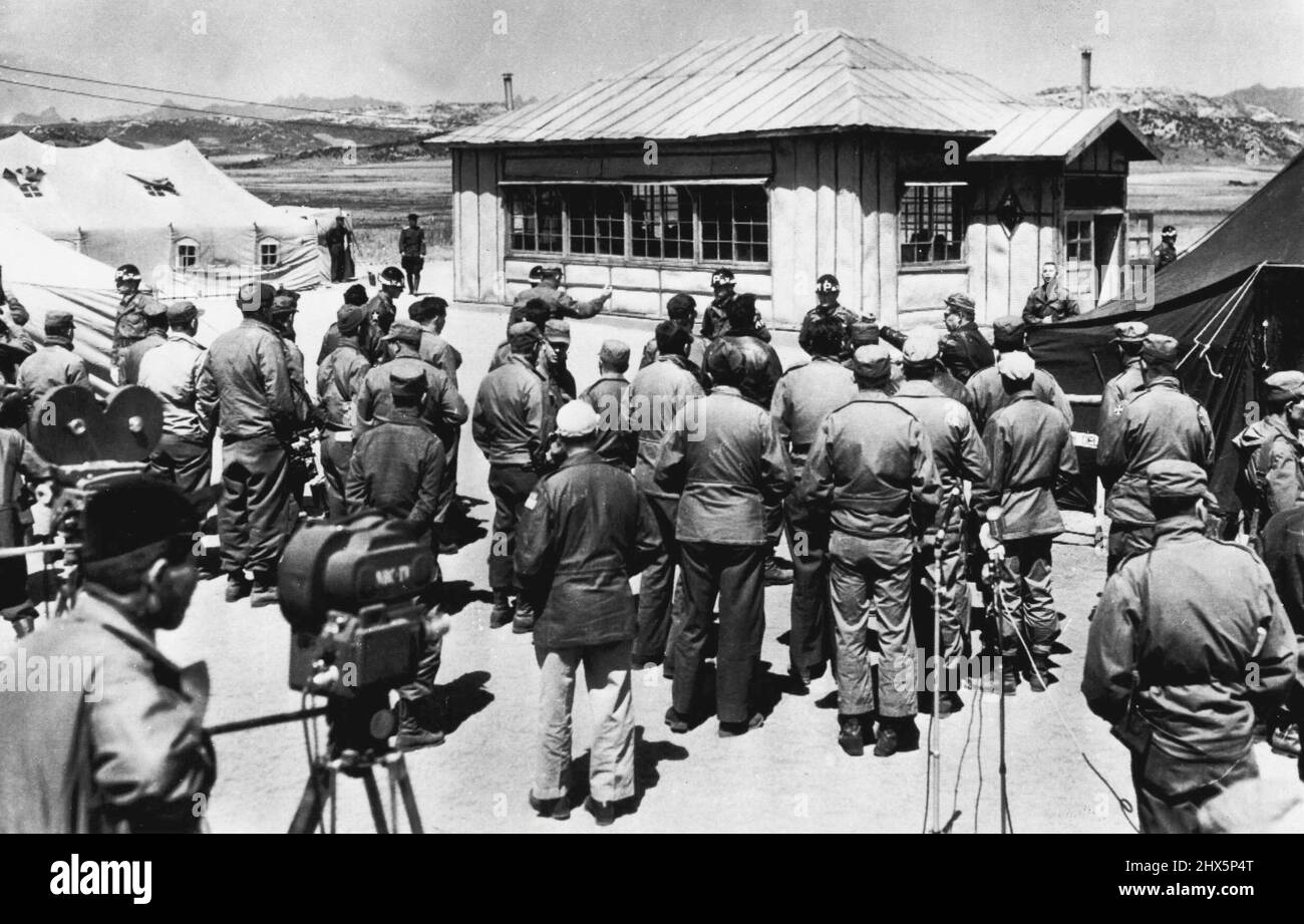 Korean war prisoners exchange hi-res stock photography and images - Alamy