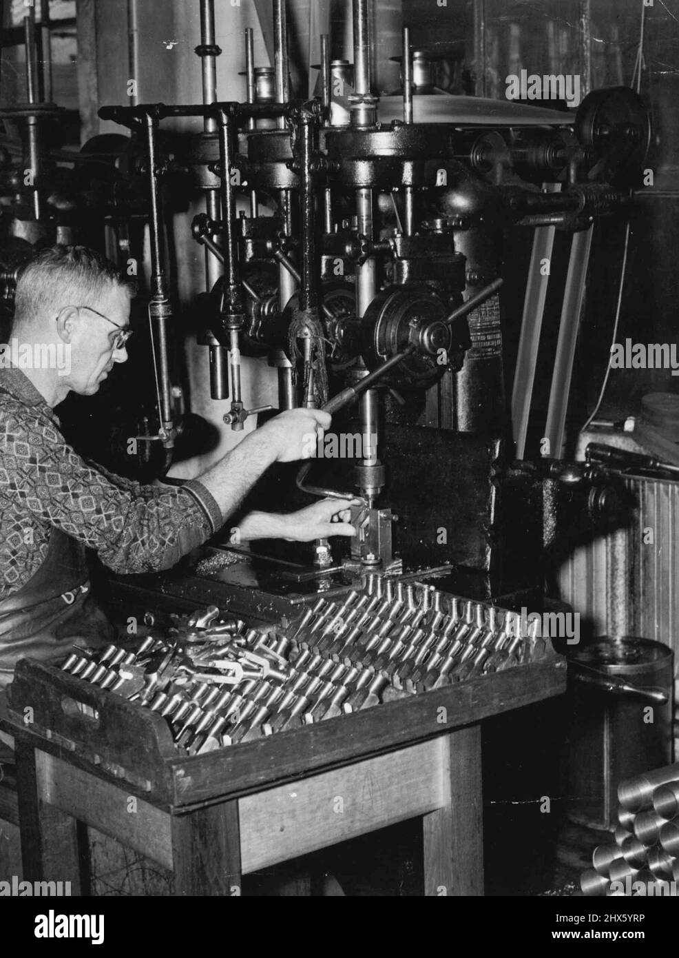 Lithgow Small Arms Factory is turning out Vickers guns in ever ...