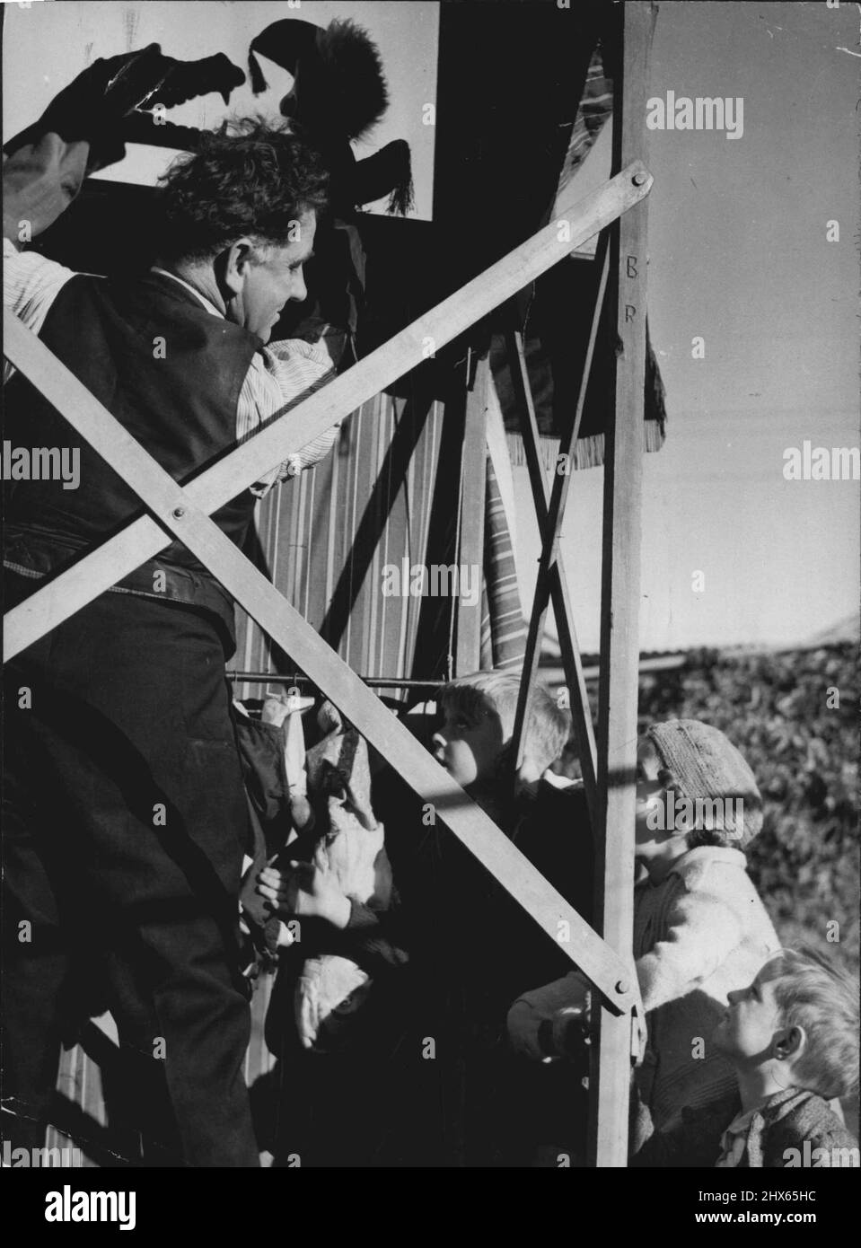 Punch & Judy. February 27, 1939 Stock Photo Alamy