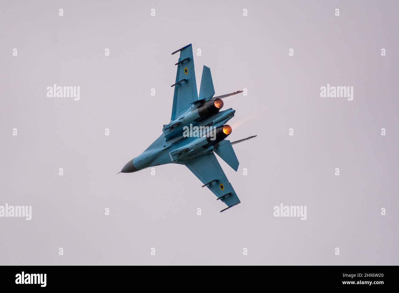 Su27 flanker hi-res stock photography and images - Alamy