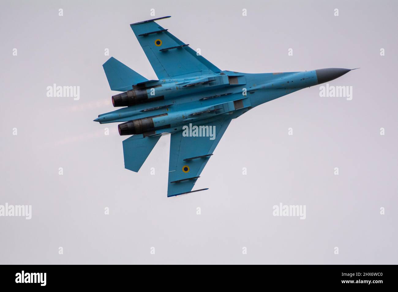 Su27 flanker hi-res stock photography and images - Alamy