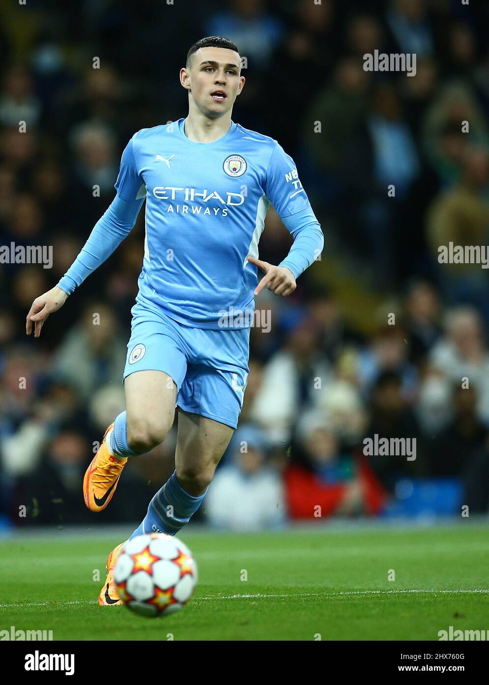 Manchester, UK. 09/03/2022, Phil Foden of Manchester City during the Manchester City vs Sporting Lisbon football match, UEFA Champions League, Round of 16, Leg 2 of 2, Etihad Stadium, Manchester, UK. 9th March 2022. Credit: Michael Zemanek/Alamy Live News Stock Photo