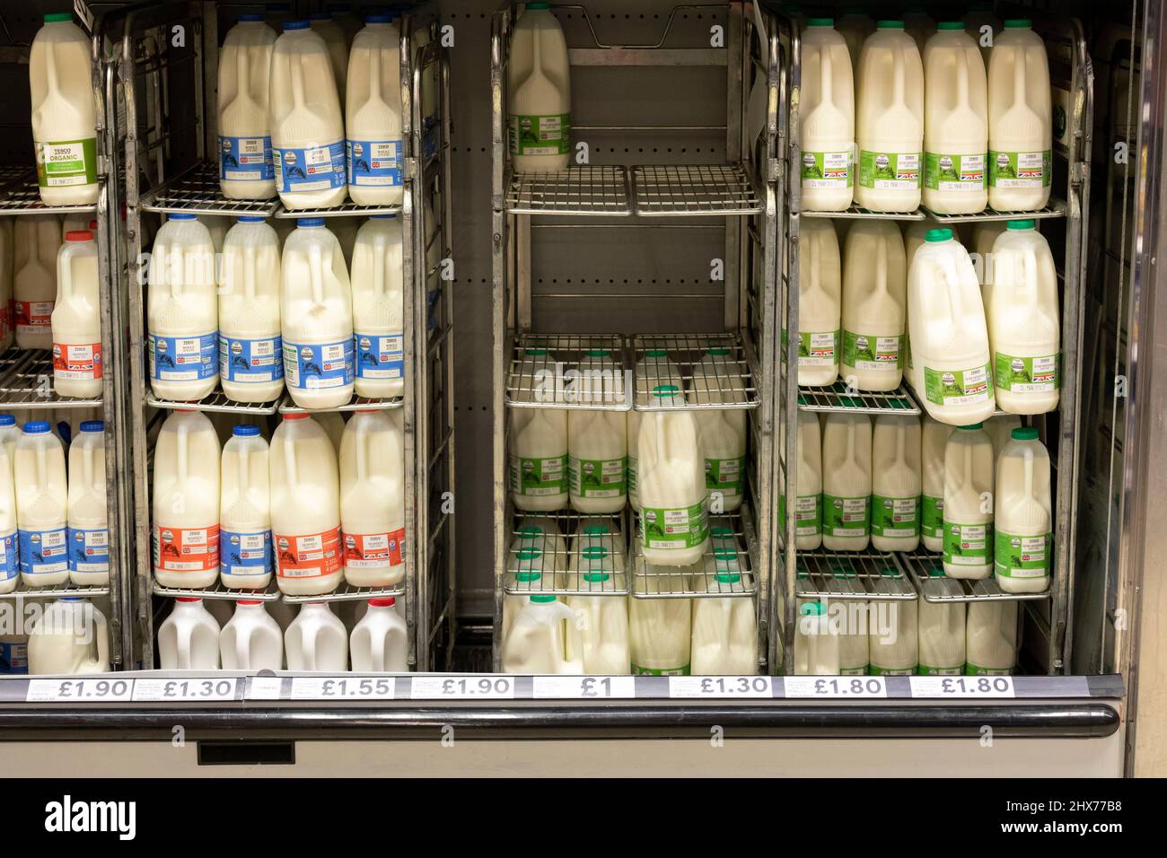 Tesco shoppers baffled as biggest milk bottles 'phased out' from store  shelves - Daily Record