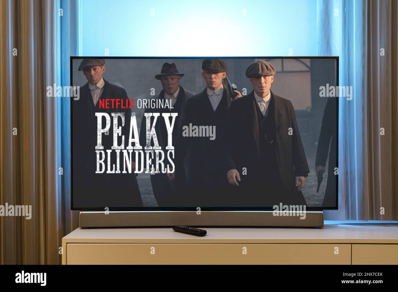 Watching Peaky Blinders TV series show on Television Stock Photo Alamy