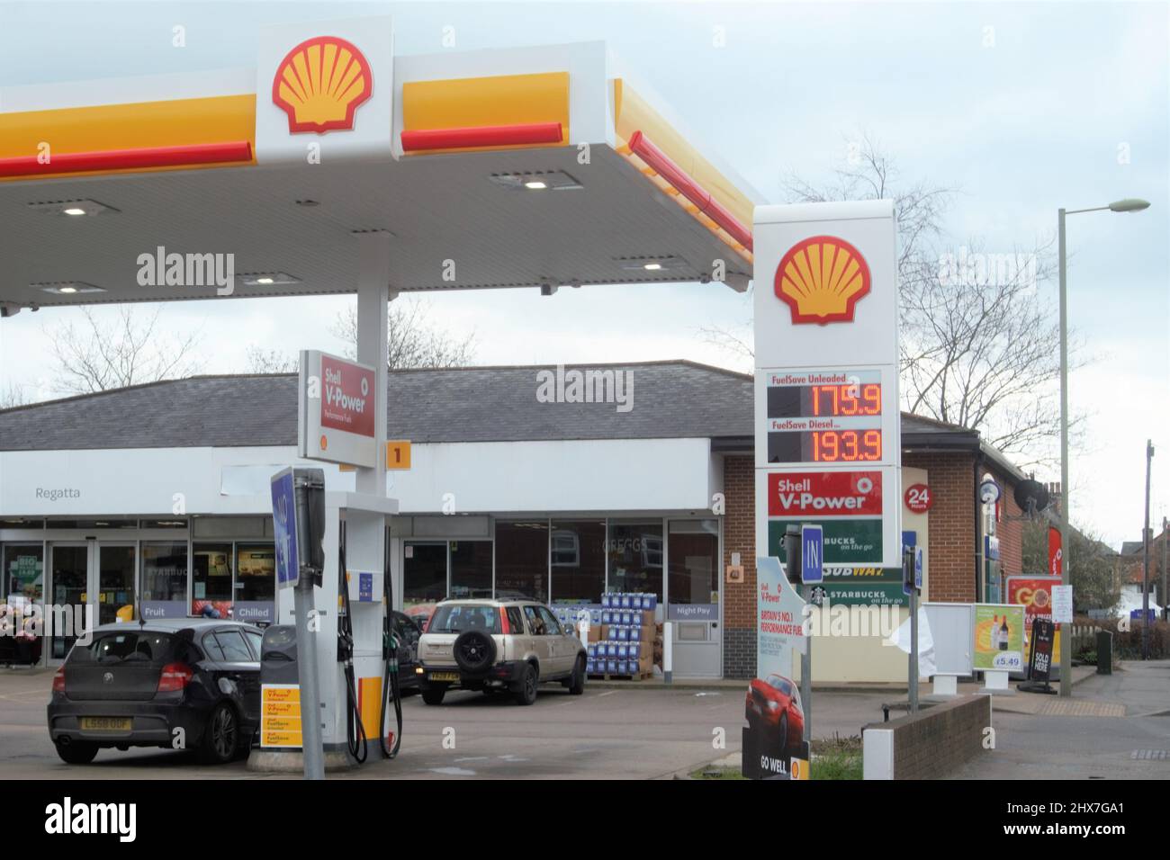 Country petrol station hi-res stock photography and images - Alamy