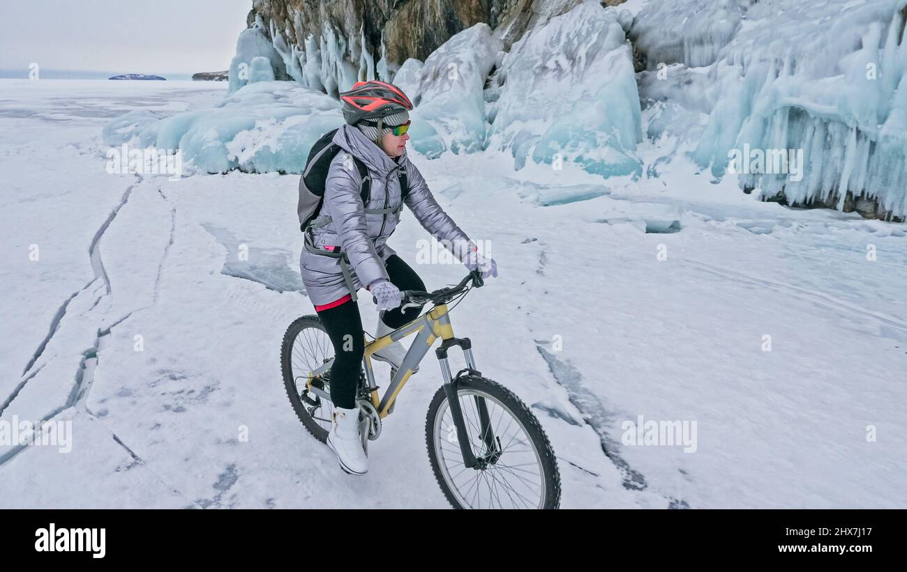 Snow and rock store cycling