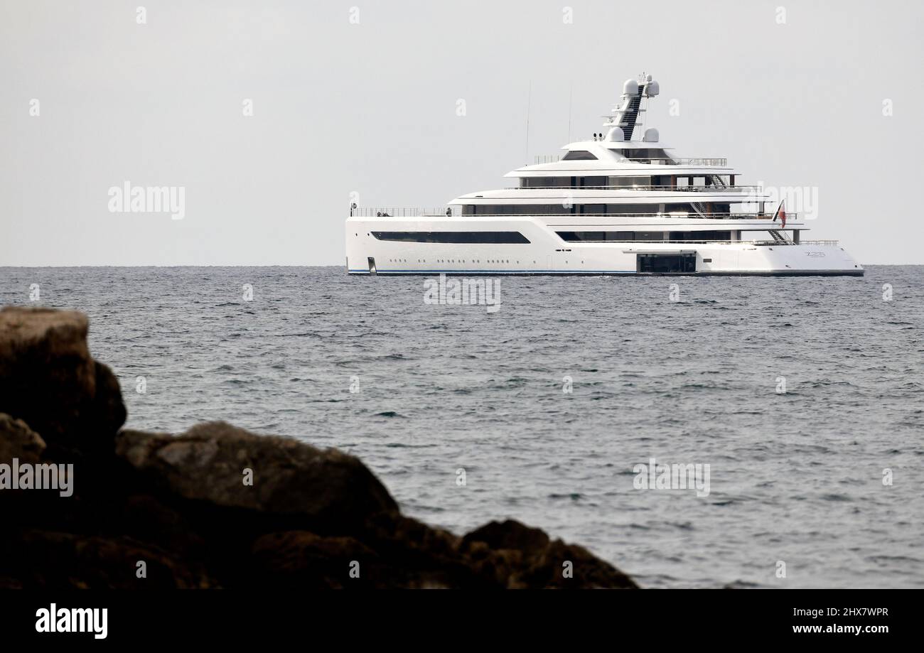 Palma de Majorca, Spain. 10th March 2022. The yacht ZEN, owned by ...