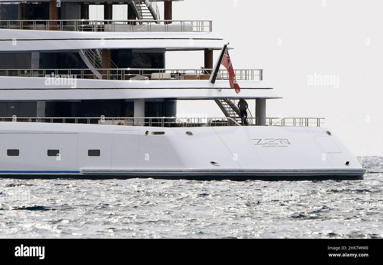 SYMPHONY Yacht - Luxuriant $150 Million Superyacht