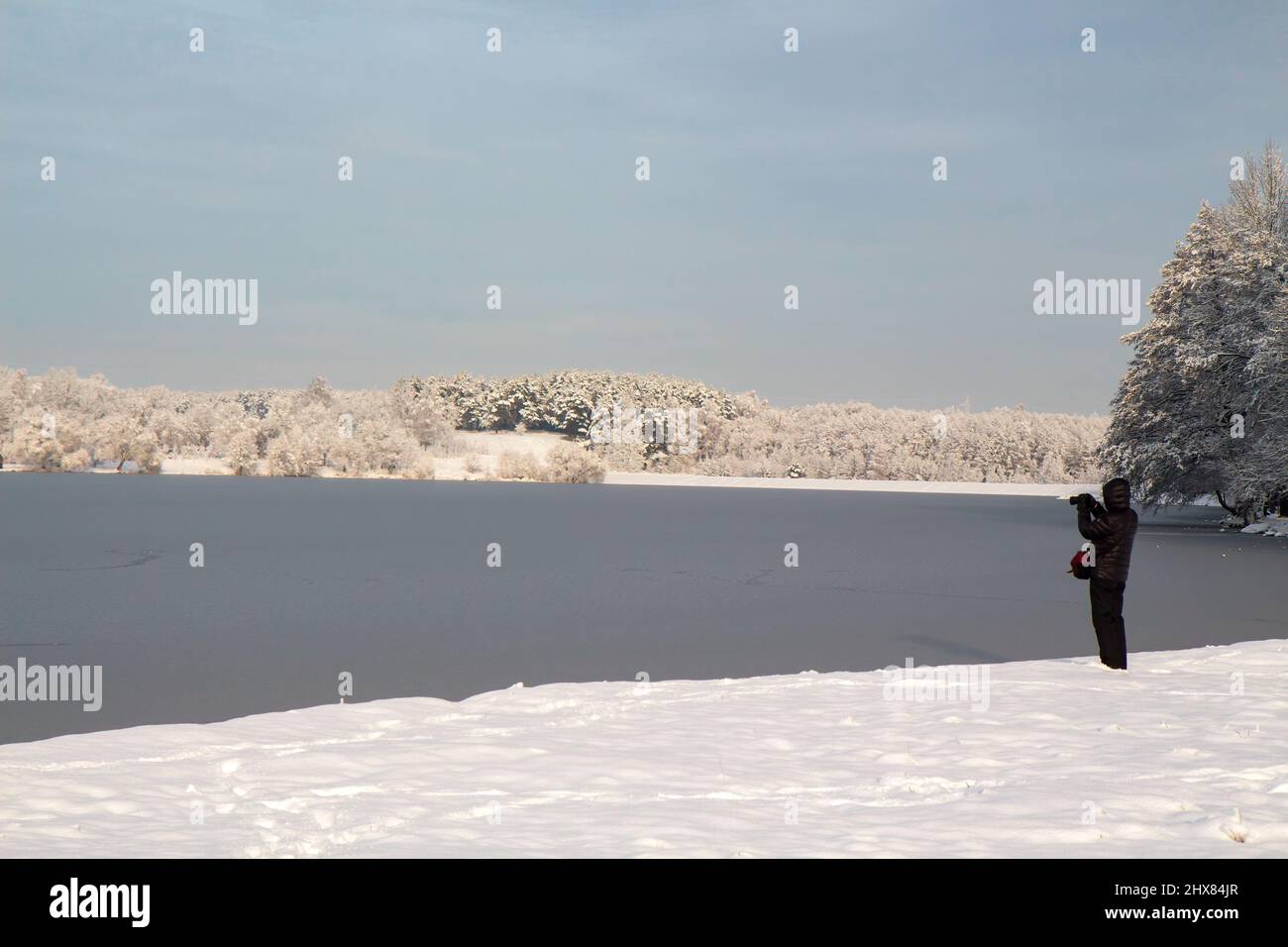 Frost covered landscape hi-res stock photography and images - Alamy