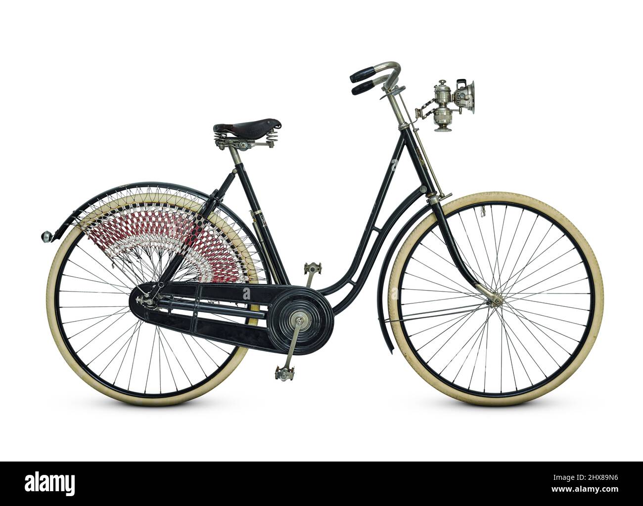NSU Ladies Bike, 1915, Neckarsulm, Germany, side view, drive side  Number of gears: 0  Steel frame Wheel size: 28' Special features: carbide stone added to water creates a gas which is like oil to power light in lamp Stock Photo