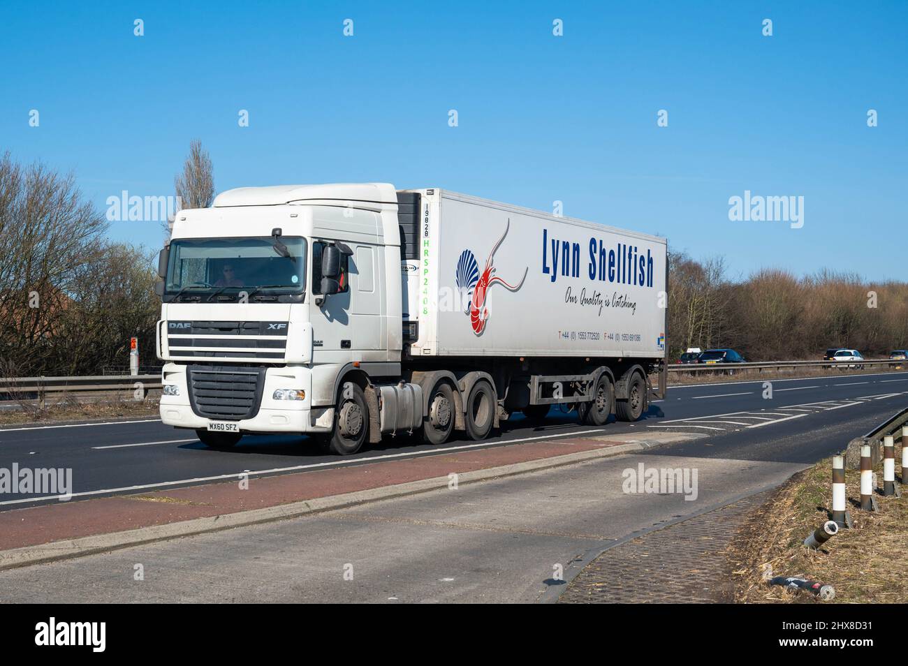 Lynn shellfish Daf lorry travelling along the southern bypass norwich ...