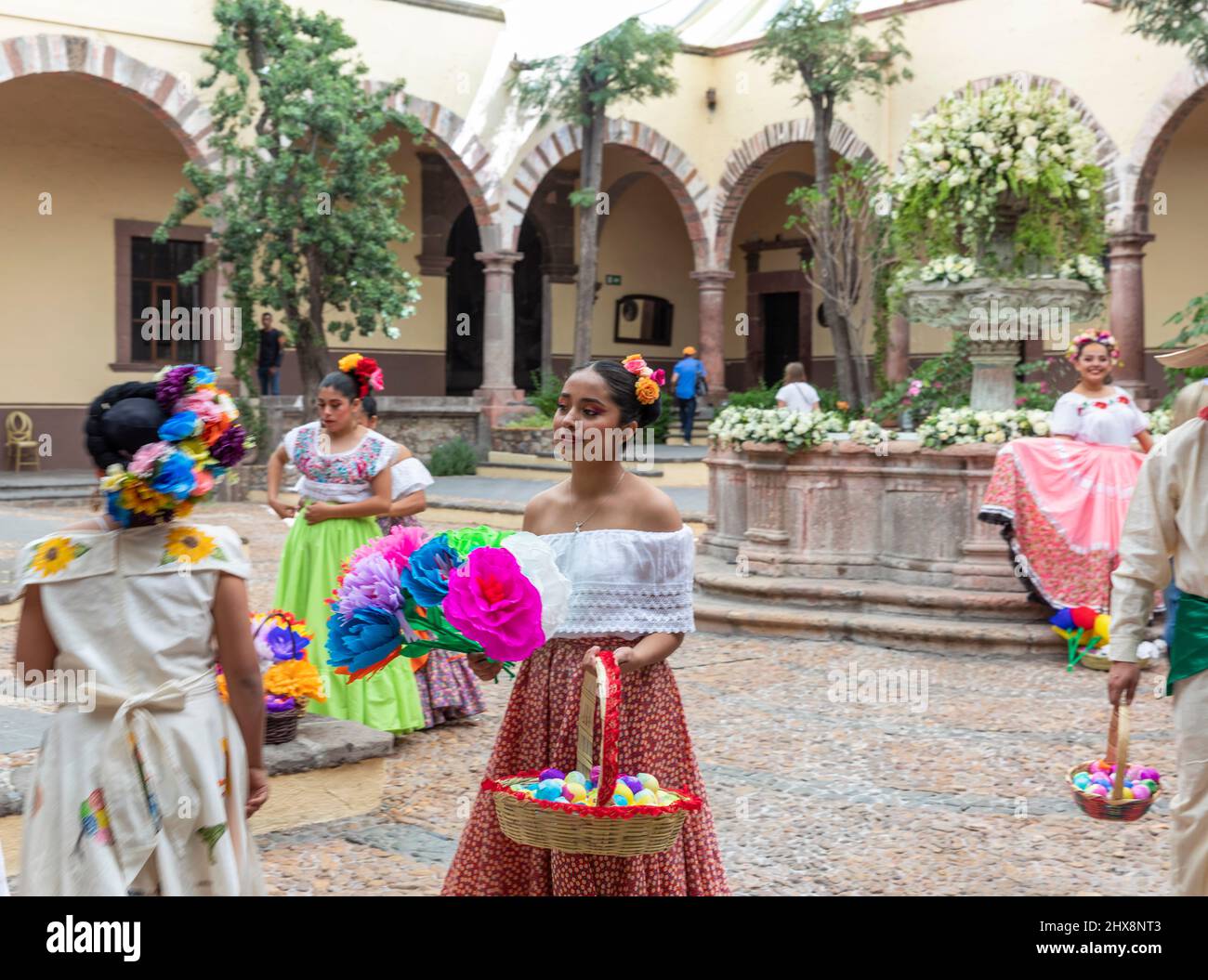 Mexico,Guanajuato State, San Miguel de Allende,  'Desfile de Gigantes', Mojigangas, woman dressed in costume for a parade Stock Photo