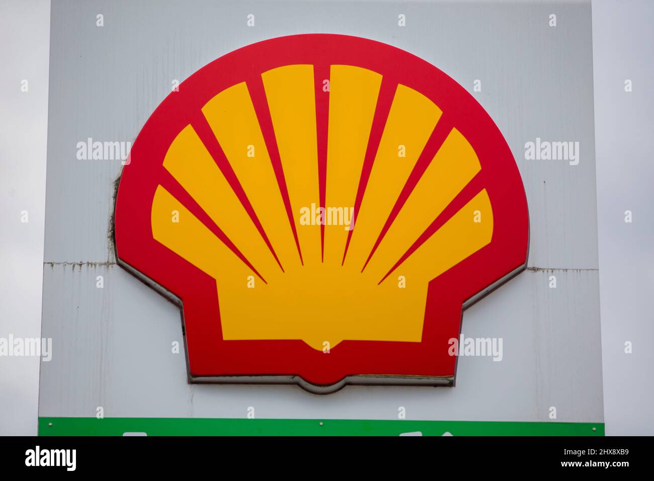 Shell aviation fuel uk hires stock photography and images Alamy