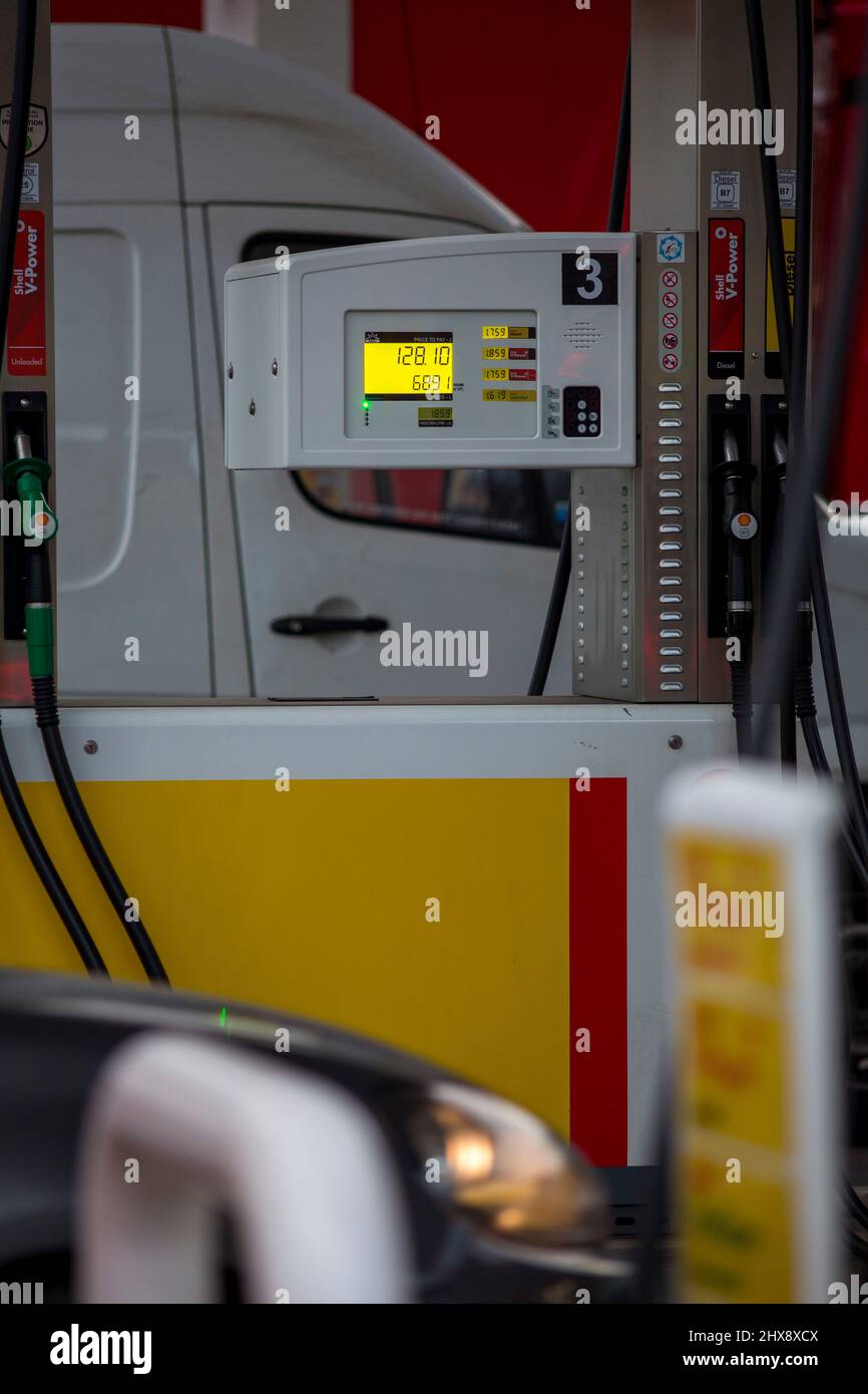 Halifax, West Yorkshire, UK. 10th March 2022. Petrol prices at a Shell