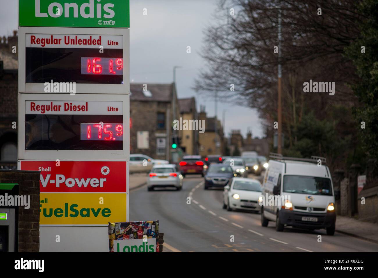 Halifax, West Yorkshire, UK. 10th March 2022. Petrol prices at a Shell