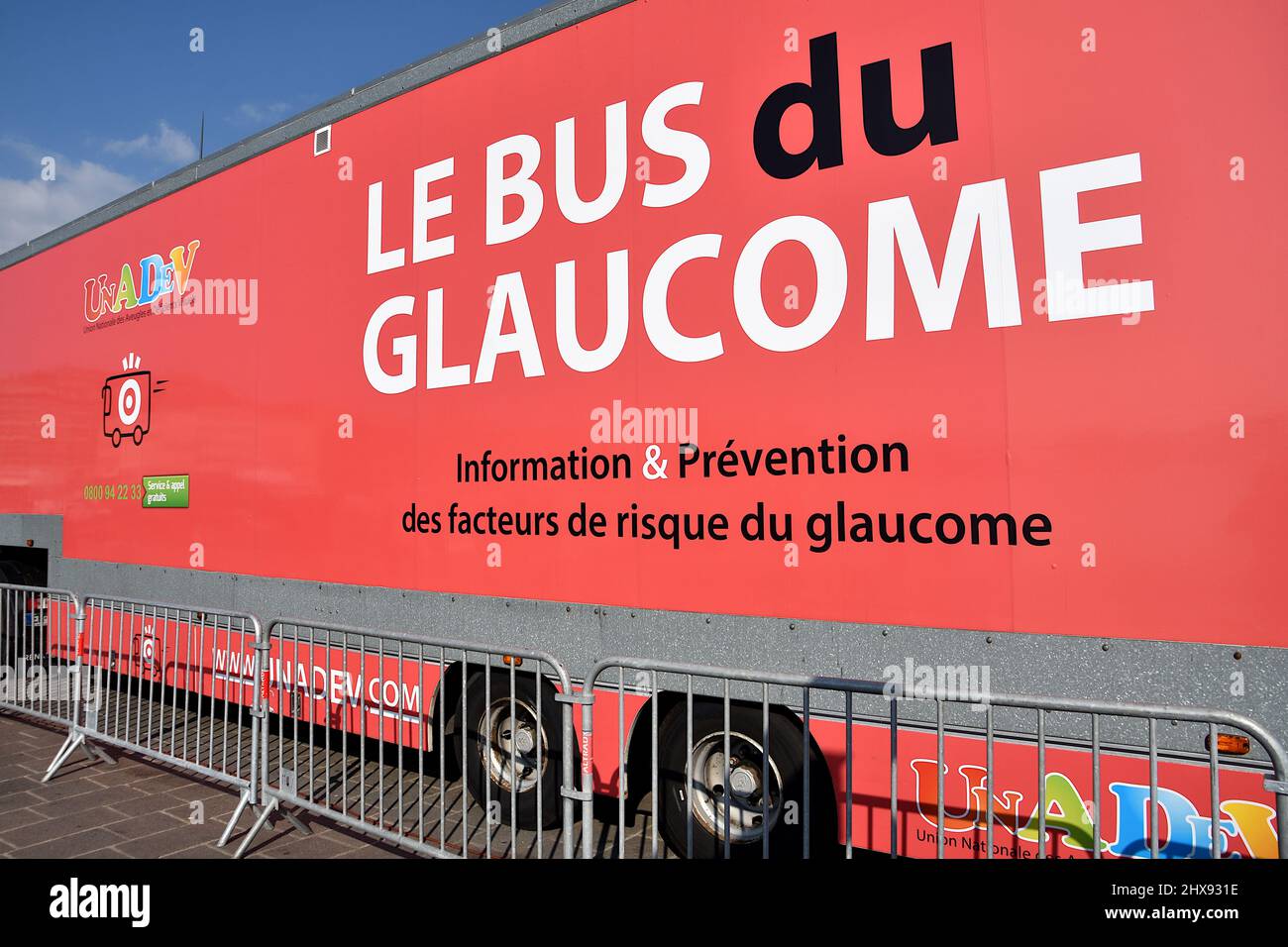 Free screening hires stock photography and images Alamy