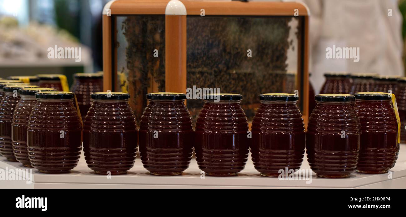 honey from Qatar farms Stock Photo Alamy