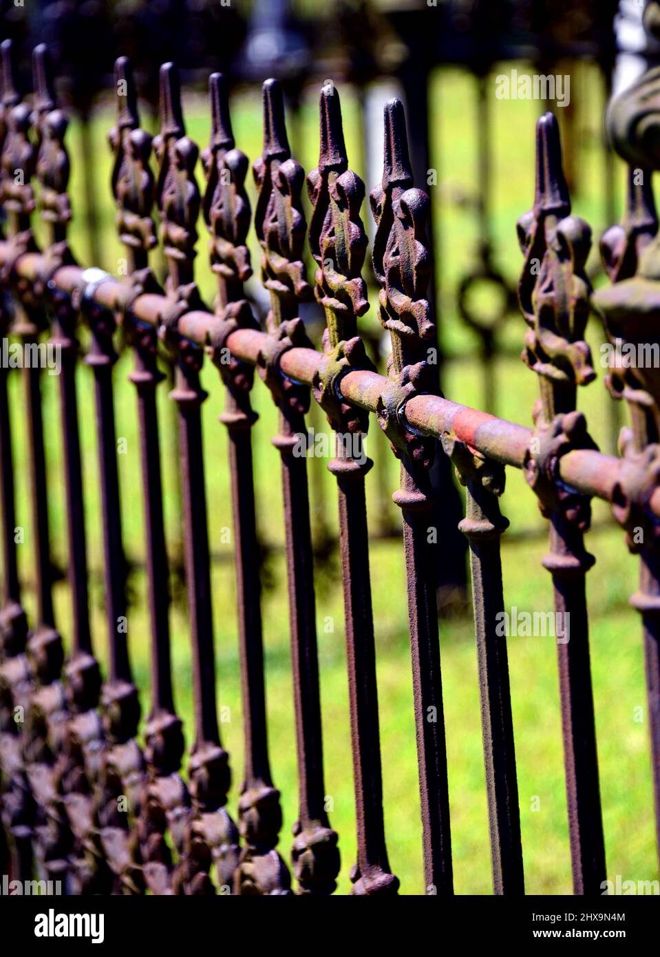Iron posts hi-res stock photography and images - Alamy