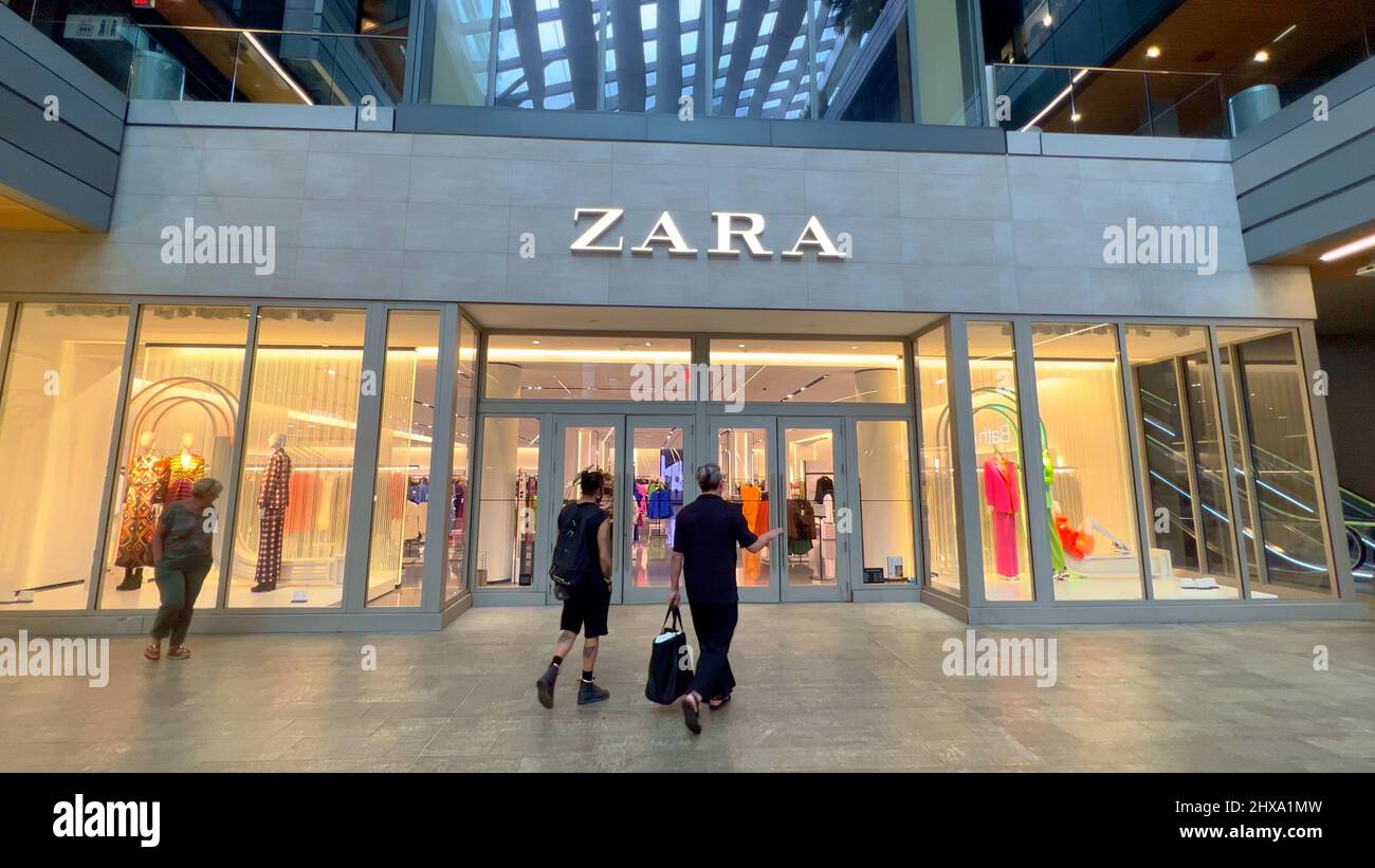 Zara store at Brickell City Centre in Miami - MIAMI, UNITED STATES -  FEBRUARY 20, 2022 Stock Photo - Alamy