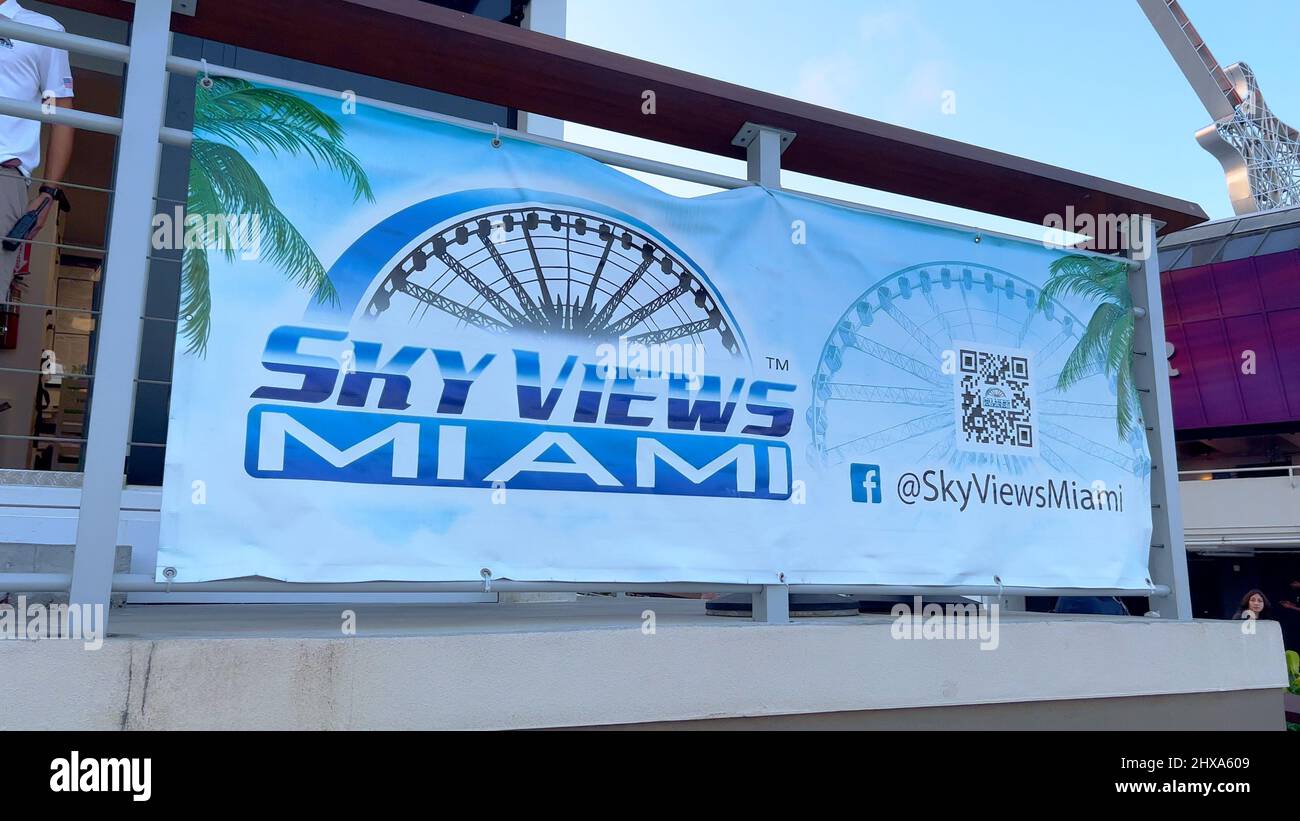 Sky views Ferris Wheel at Bayside Marketplace Miami - MIAMI, UNITED STATES - FEBRUARY 20, 2022 Stock Photo