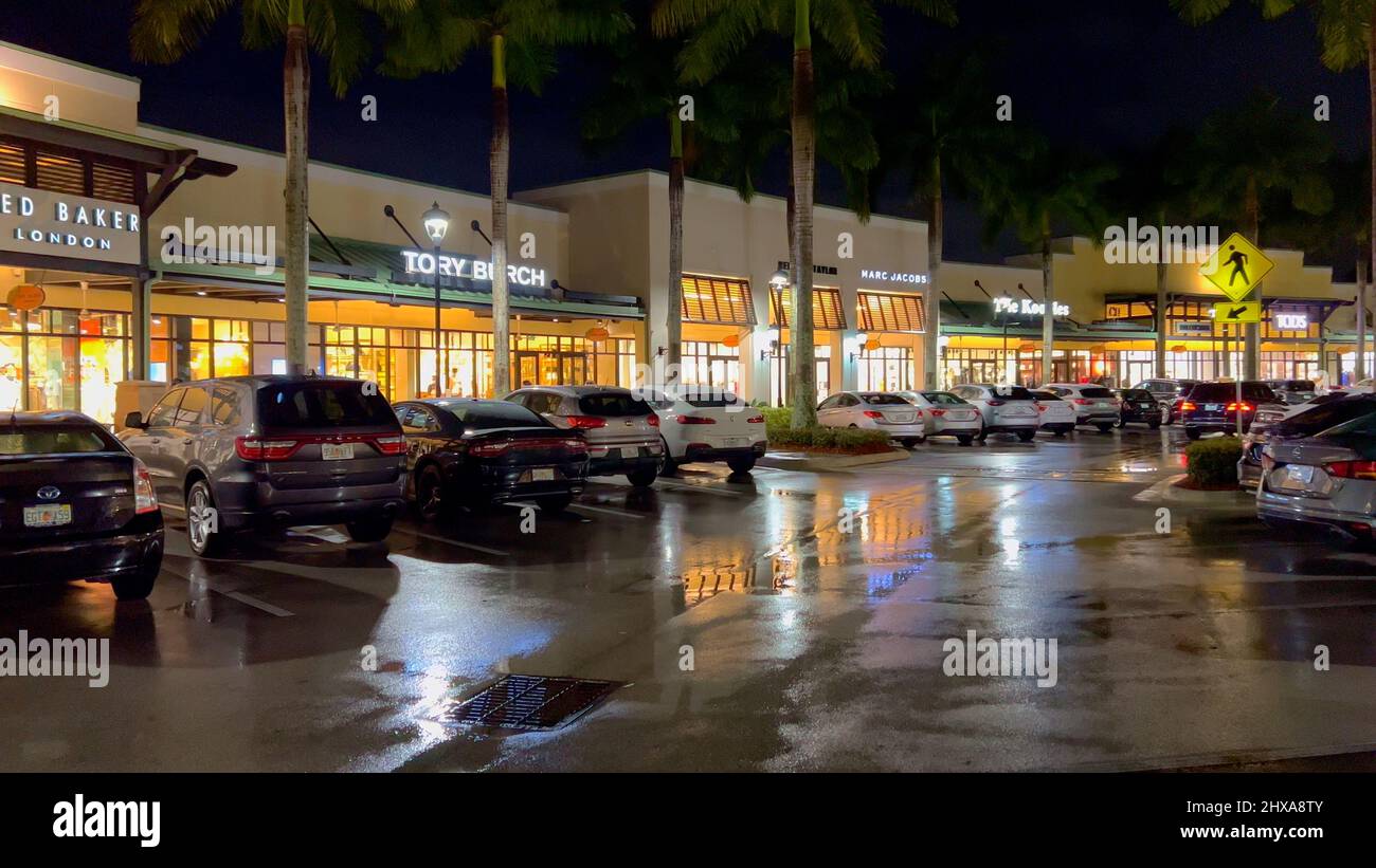 Aerial photo Sawgrass Mills Outlet Mall Sunrise Florida USA Stock Photo by  ©felixtm 288349260