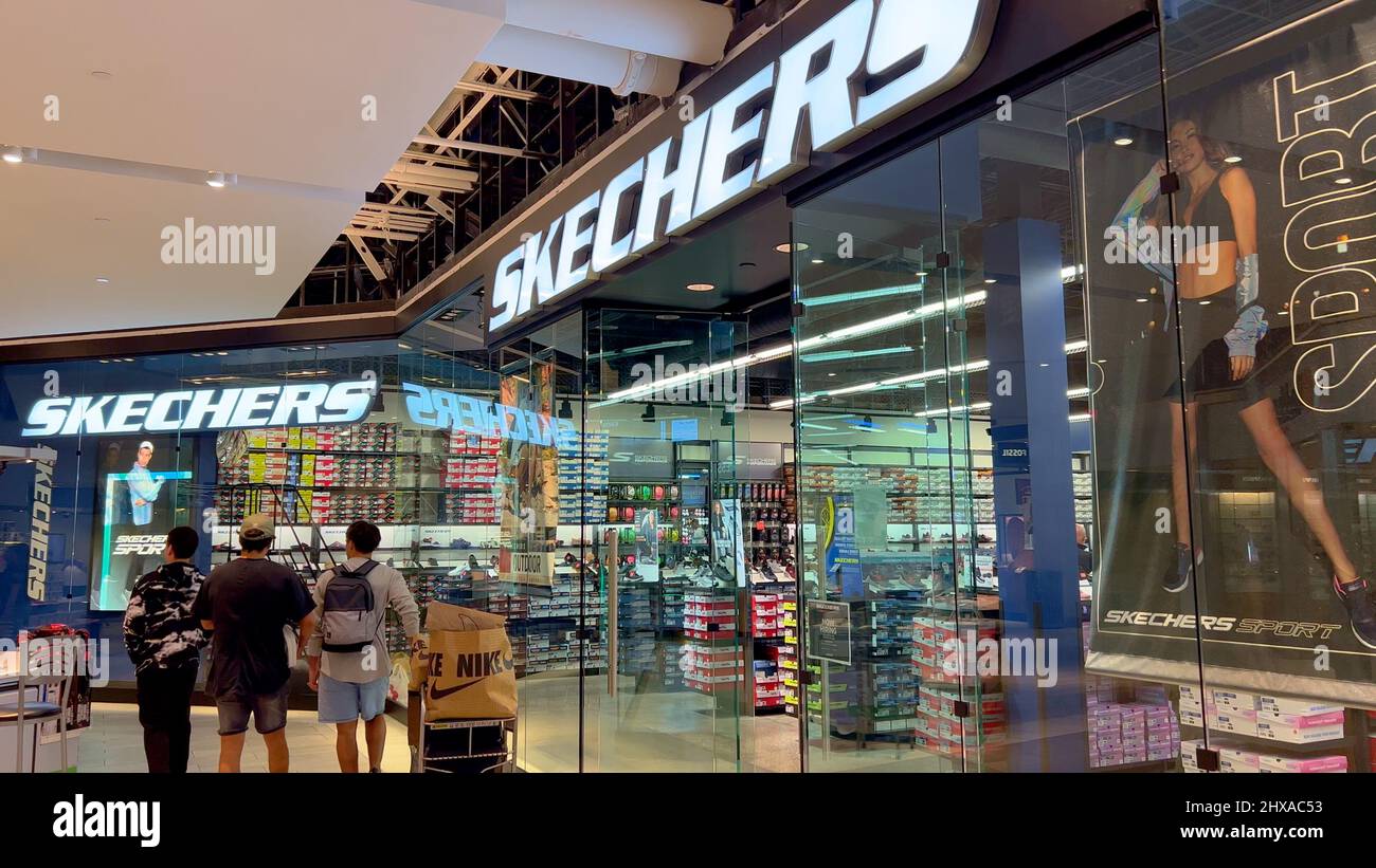 Sketchers shop photography and images Alamy